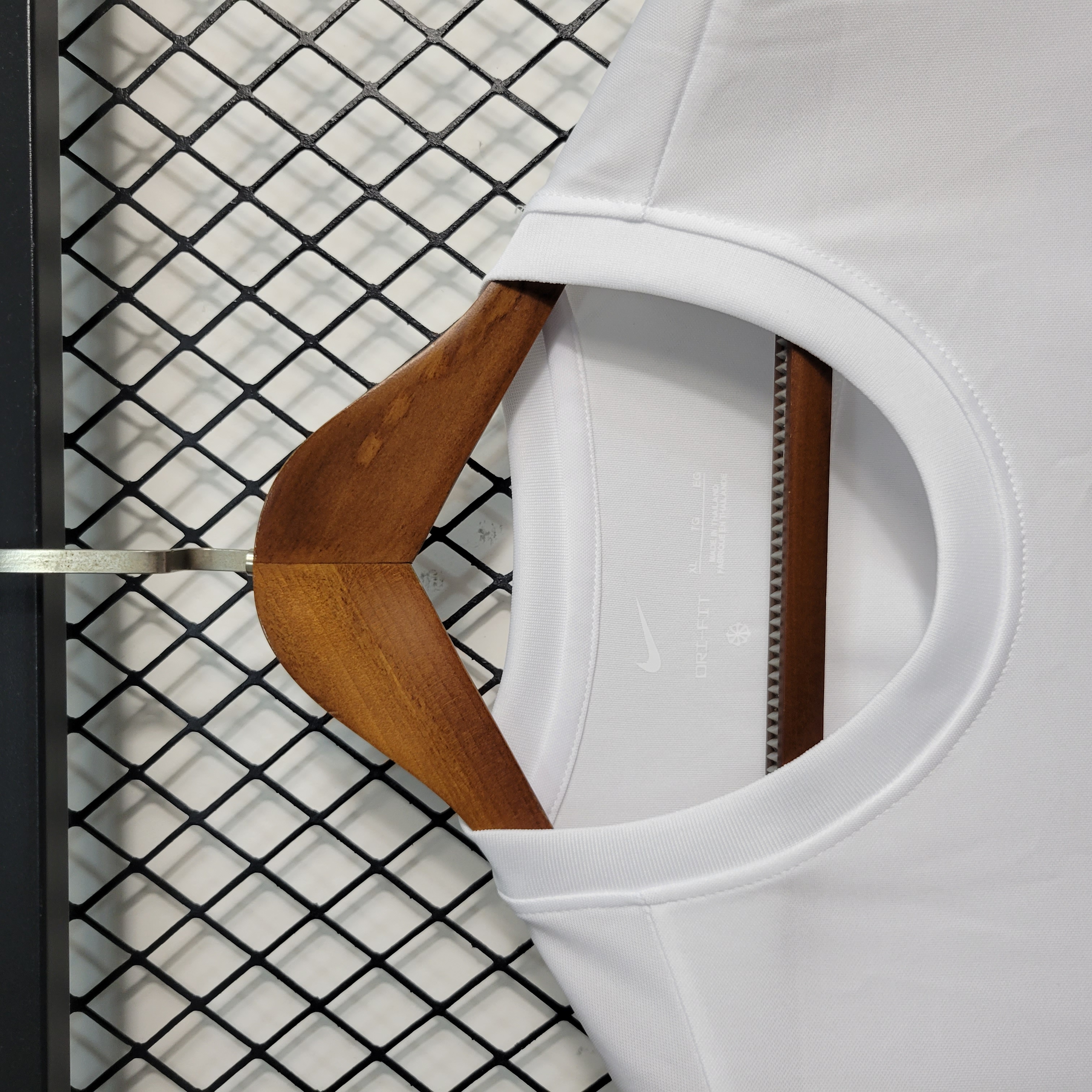 Frankfurt 23-24 Special Jersey - Fans Version - SOCCERDEALSHOP