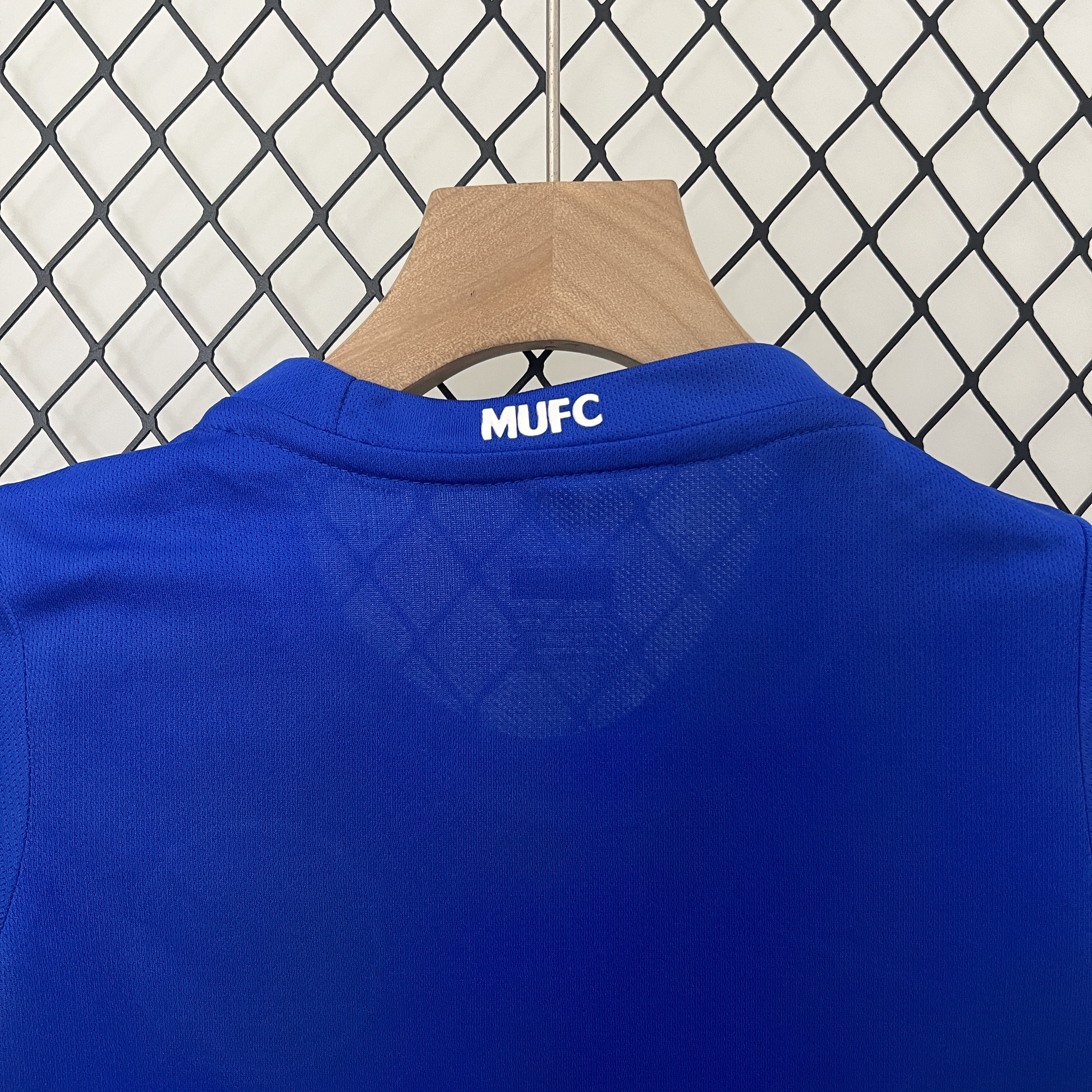 Manchester United Retro 2008-09 Third Kids Kit - SOCCERDEALSHOP