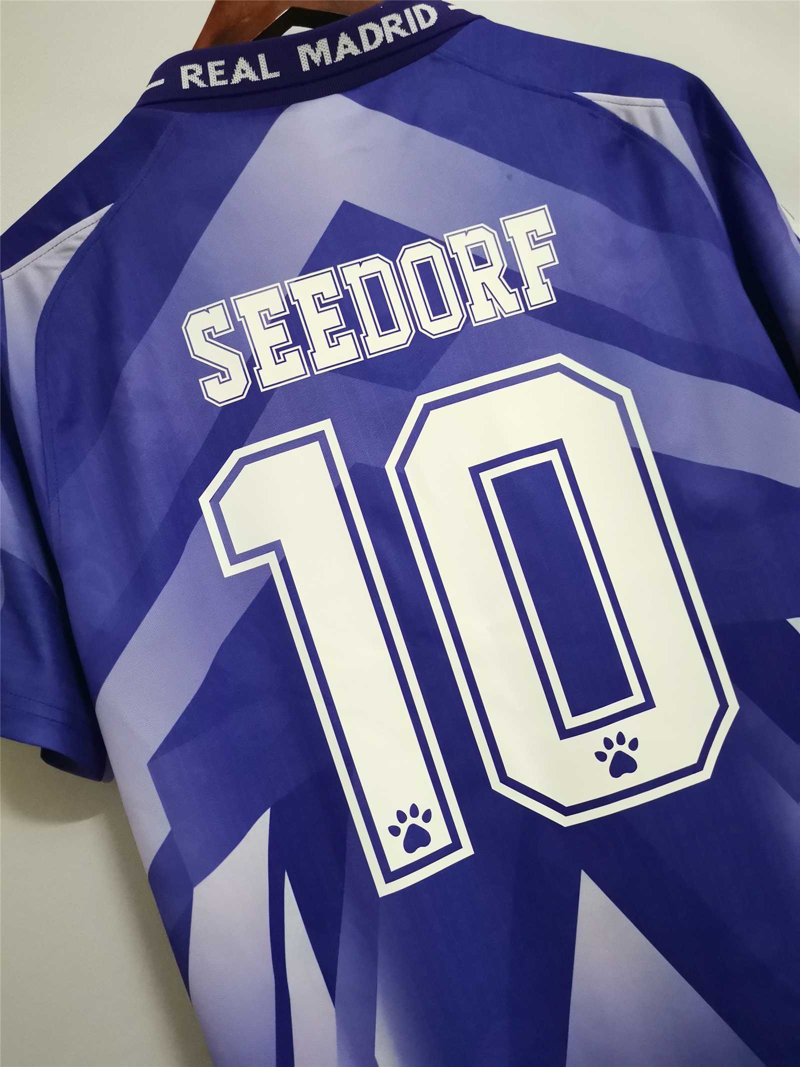 Real Madrid Retro 96-97 Away Jersey - SOCCERDEALSHOP