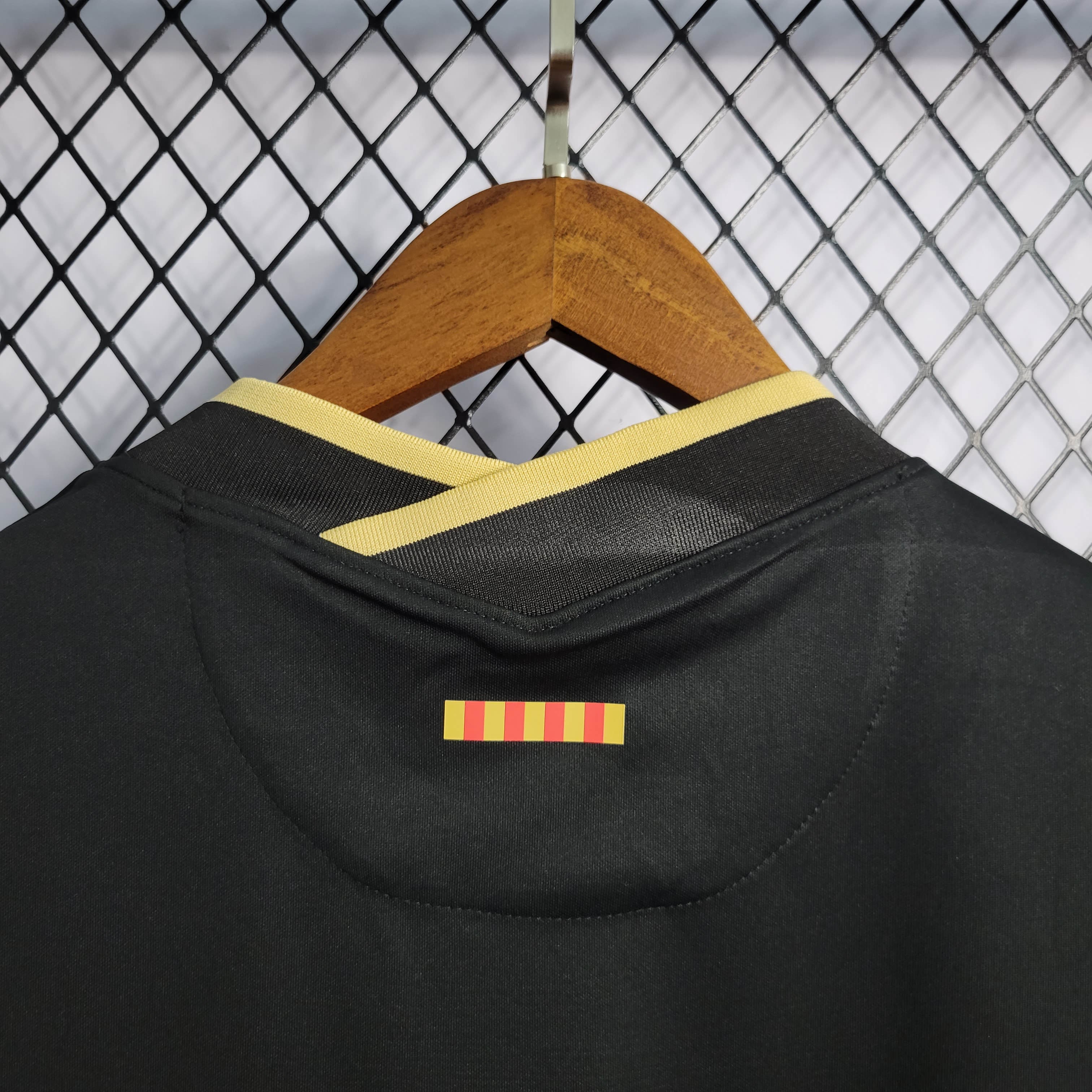 B.A.R.S.A Retro 20-21 Away Jersey - SOCCERDEALSHOP