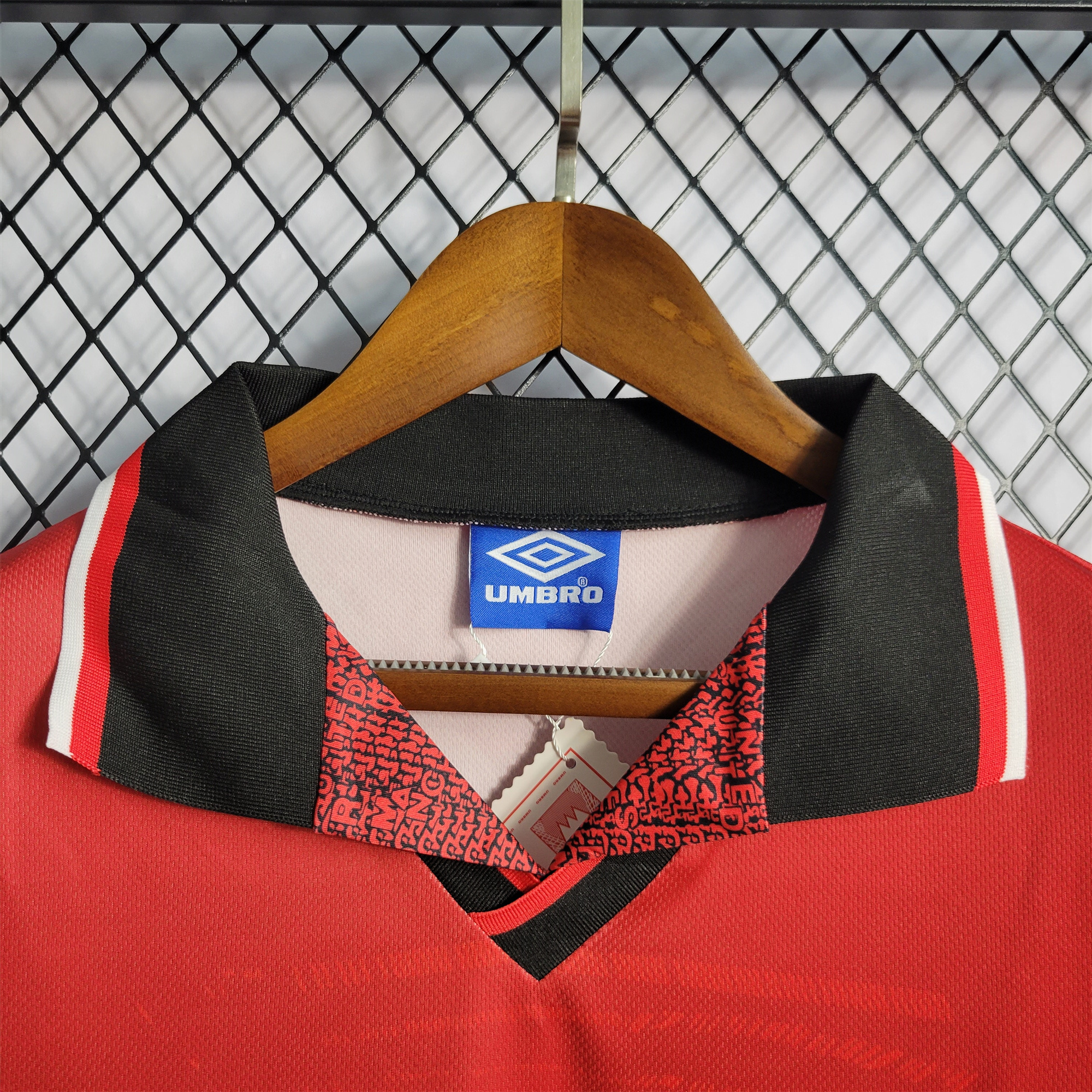 Manchester United Retro 94-96 Home Jersey - SOCCERDEALSHOP