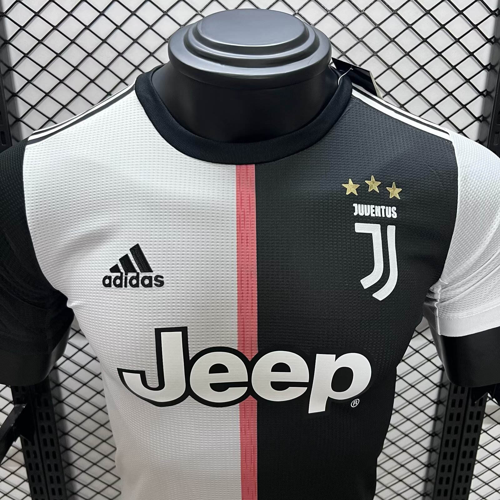 Retro Juventus 2019-20 Home Stadium Jersey - Player Version - SOCCERDEALSHOP