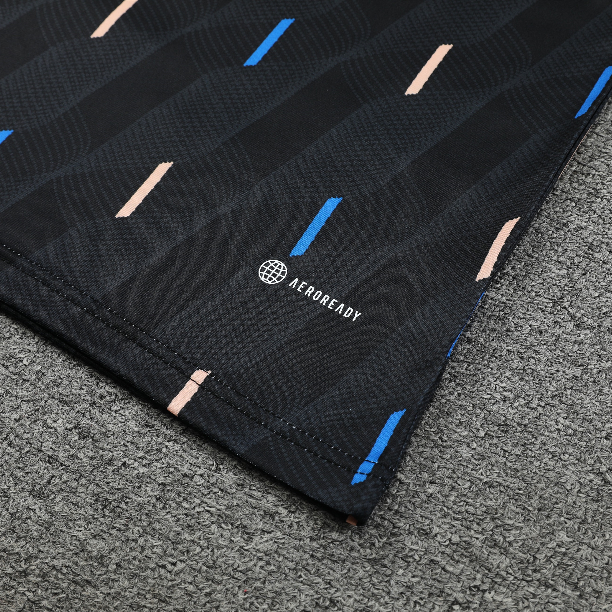 Manchester United 23-24 Vest Training Set Black Line - SOCCERDEALSHOP