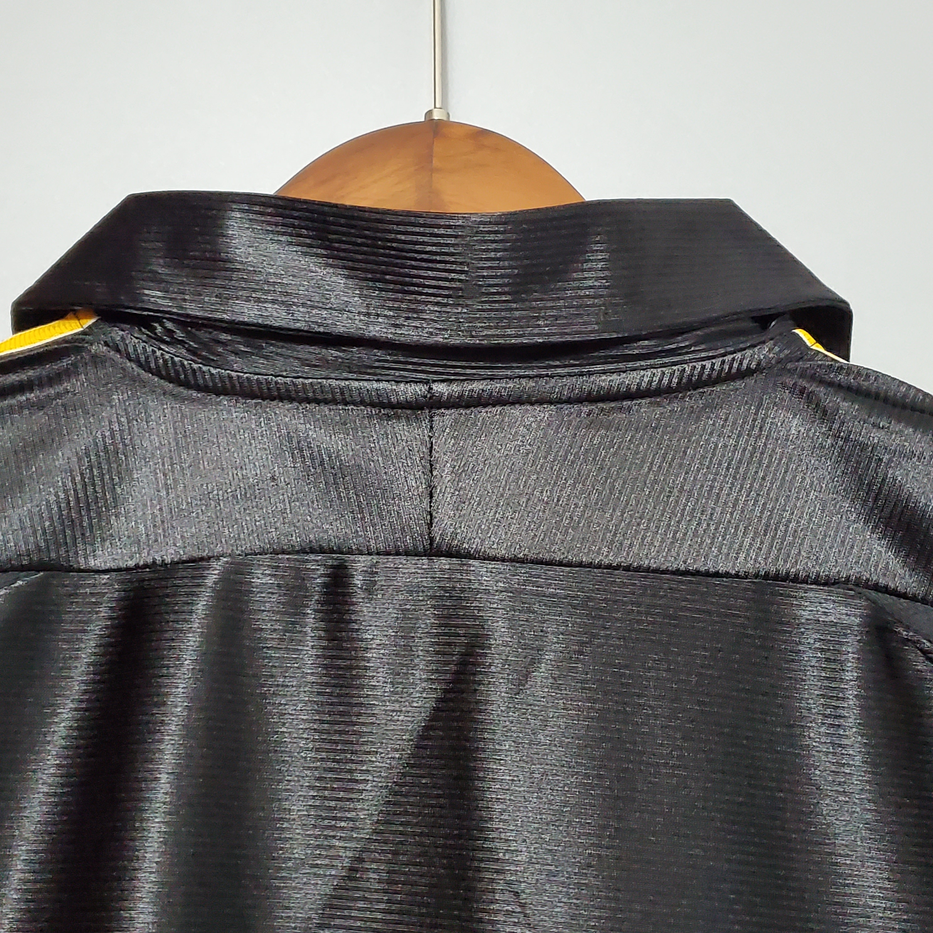 Real Madrid Retro 98-99 Away Jersey - SOCCERDEALSHOP