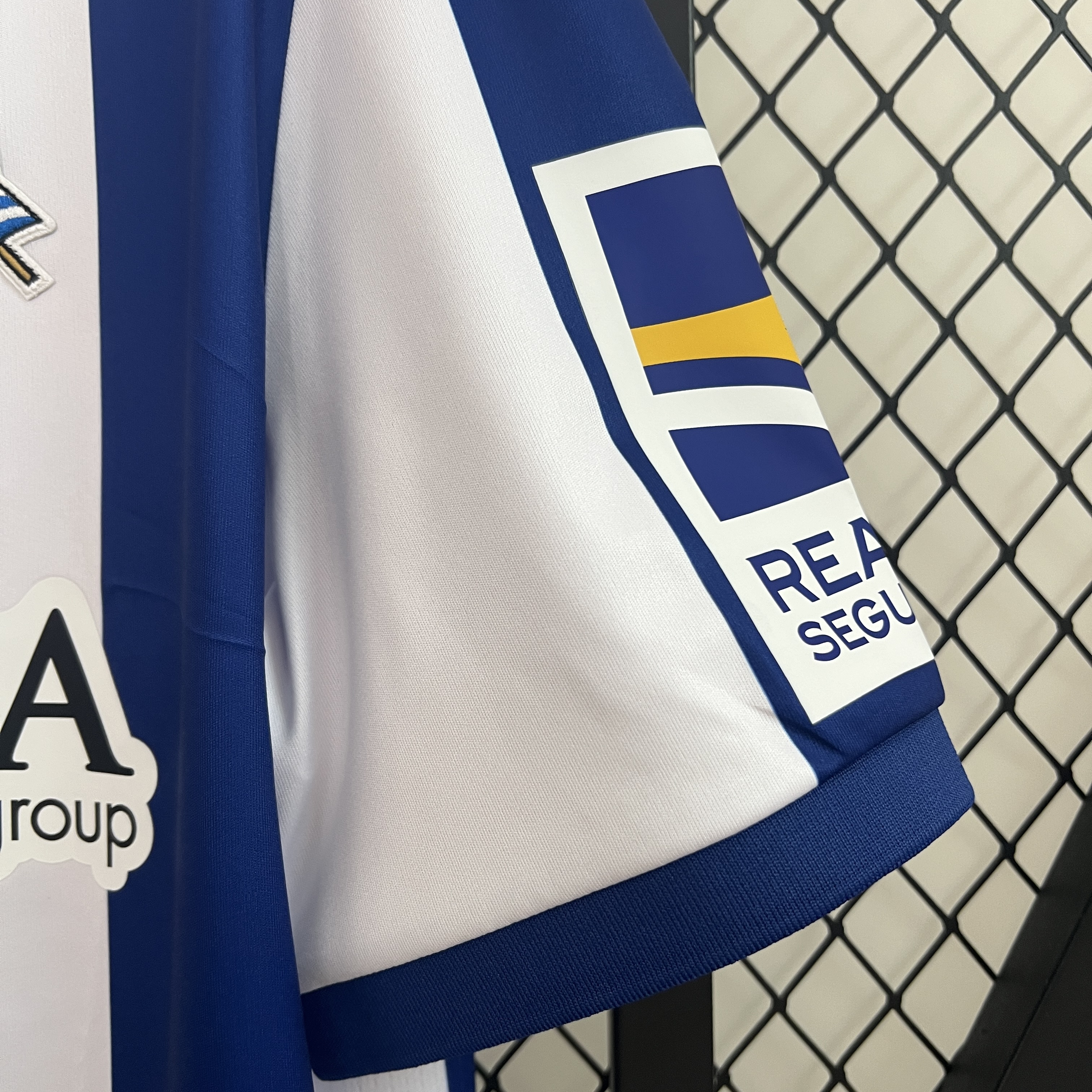 Real Sociedad 24-25 Home Stadium Jersey - Fans Version - SOCCERDEALSHOP