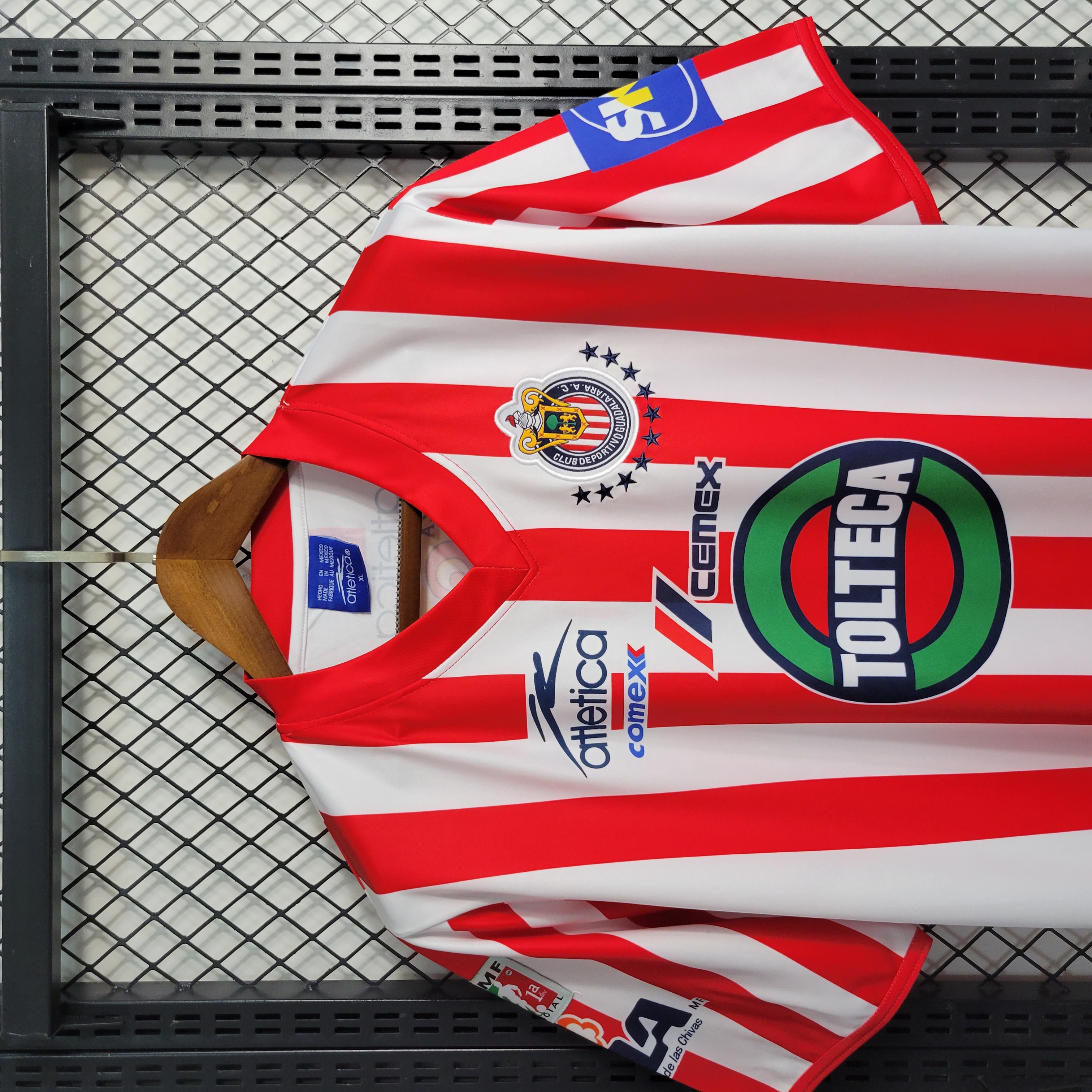 Retro Chivas de Guadalajara 01-02 Home Stadium Jersey - SOCCERDEALSHOP