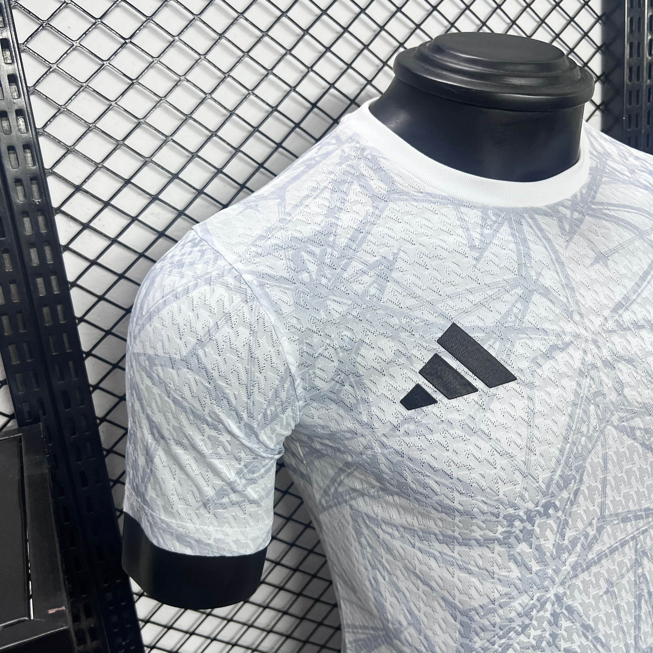 Real Madrid 24-25 Pre-Match Jersey - Player Version - SOCCERDEALSHOP