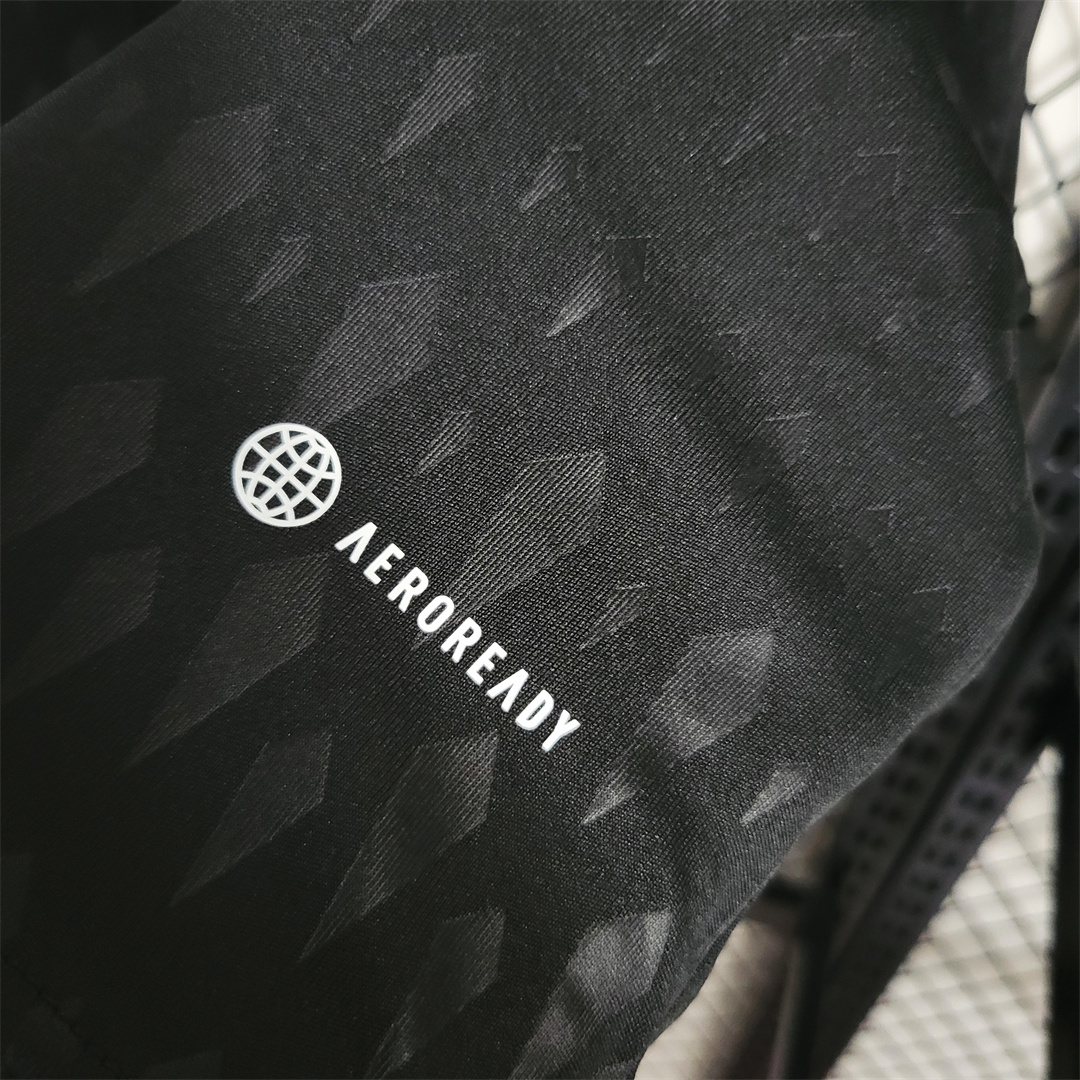 Real Madrid 23-24 Black Goalkeeper Jersey - Fans Version - SOCCERDEALSHOP