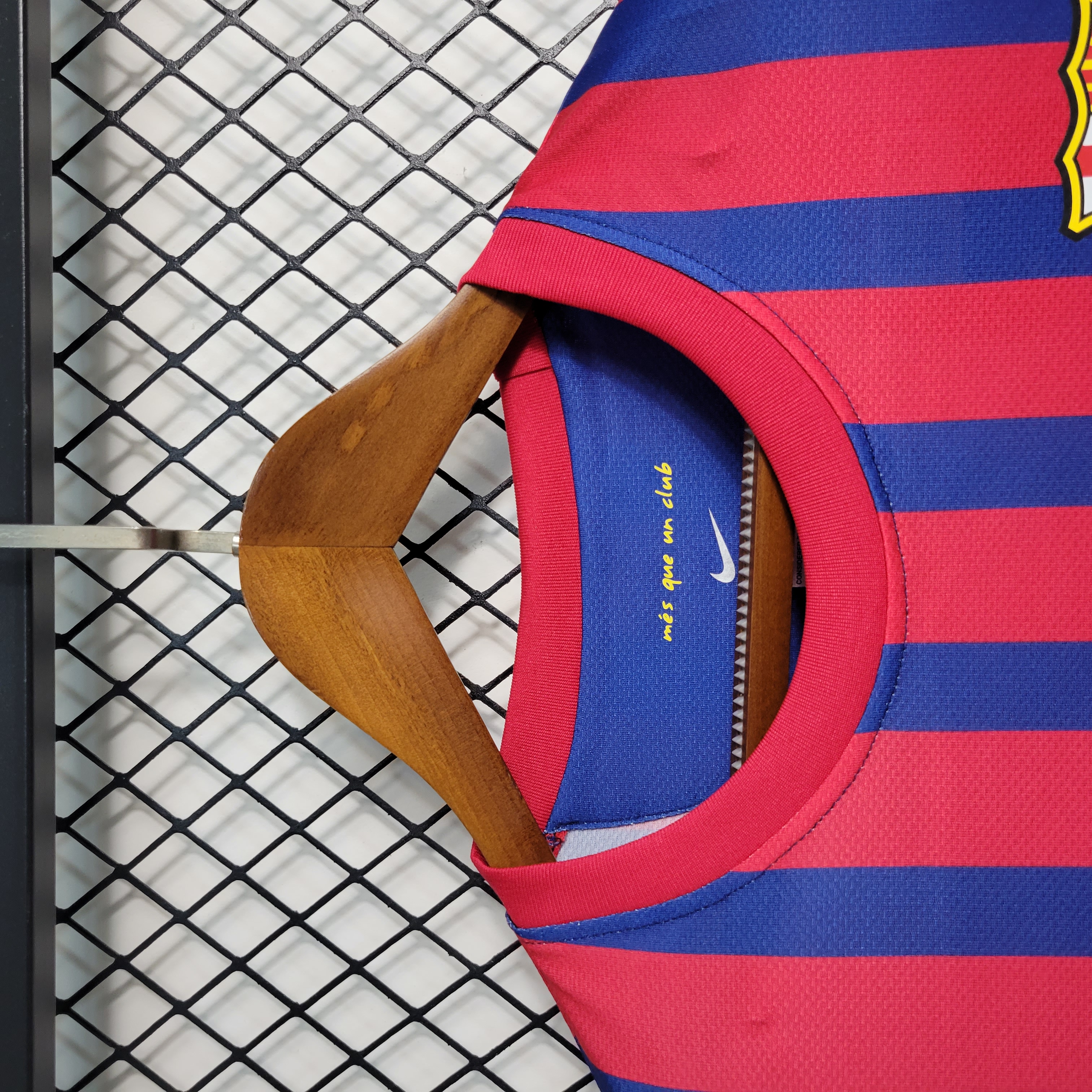 B.A.R.S.A Retro 11-12 Home Stadium Jersey - SOCCERDEALSHOP