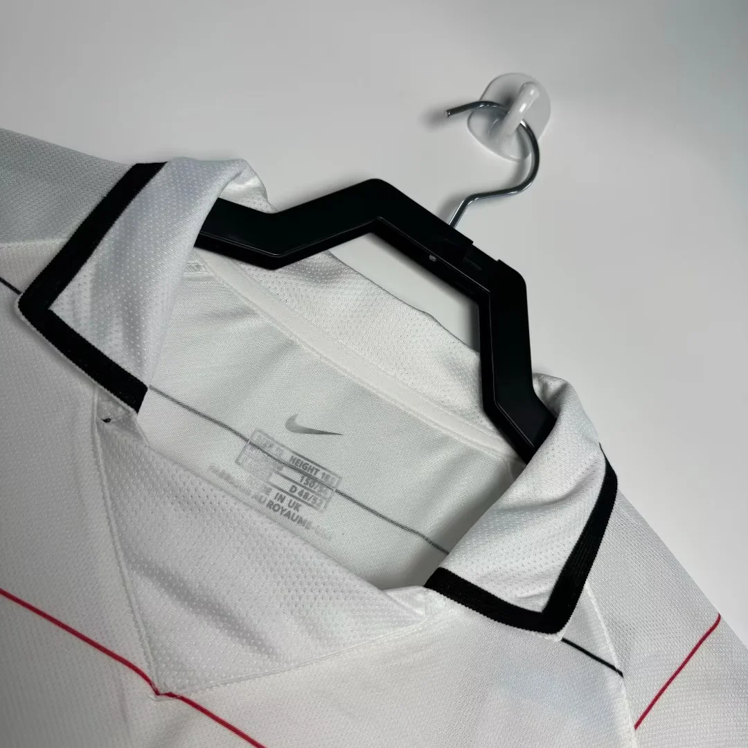 Manchester United Retro 03-05 Third Jersey - SOCCERDEALSHOP