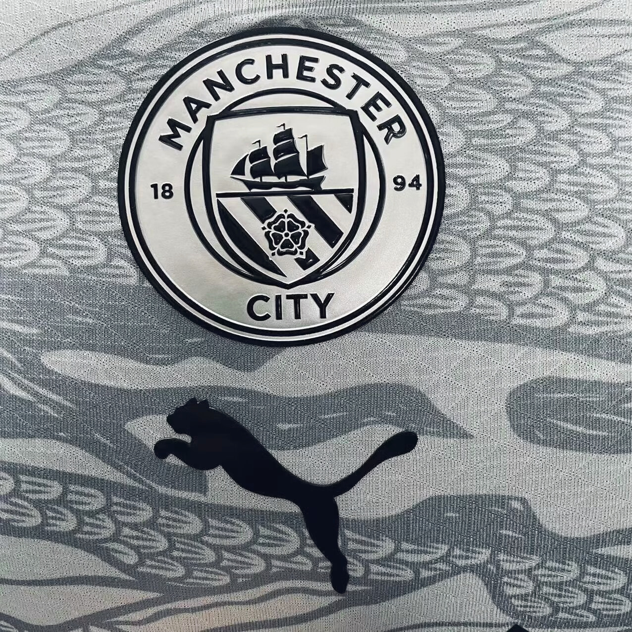 Manchester City 2024 Chinese New Year Pre-match Long Sleeve Jersey - Player Version - SOCCERDEALSHOP