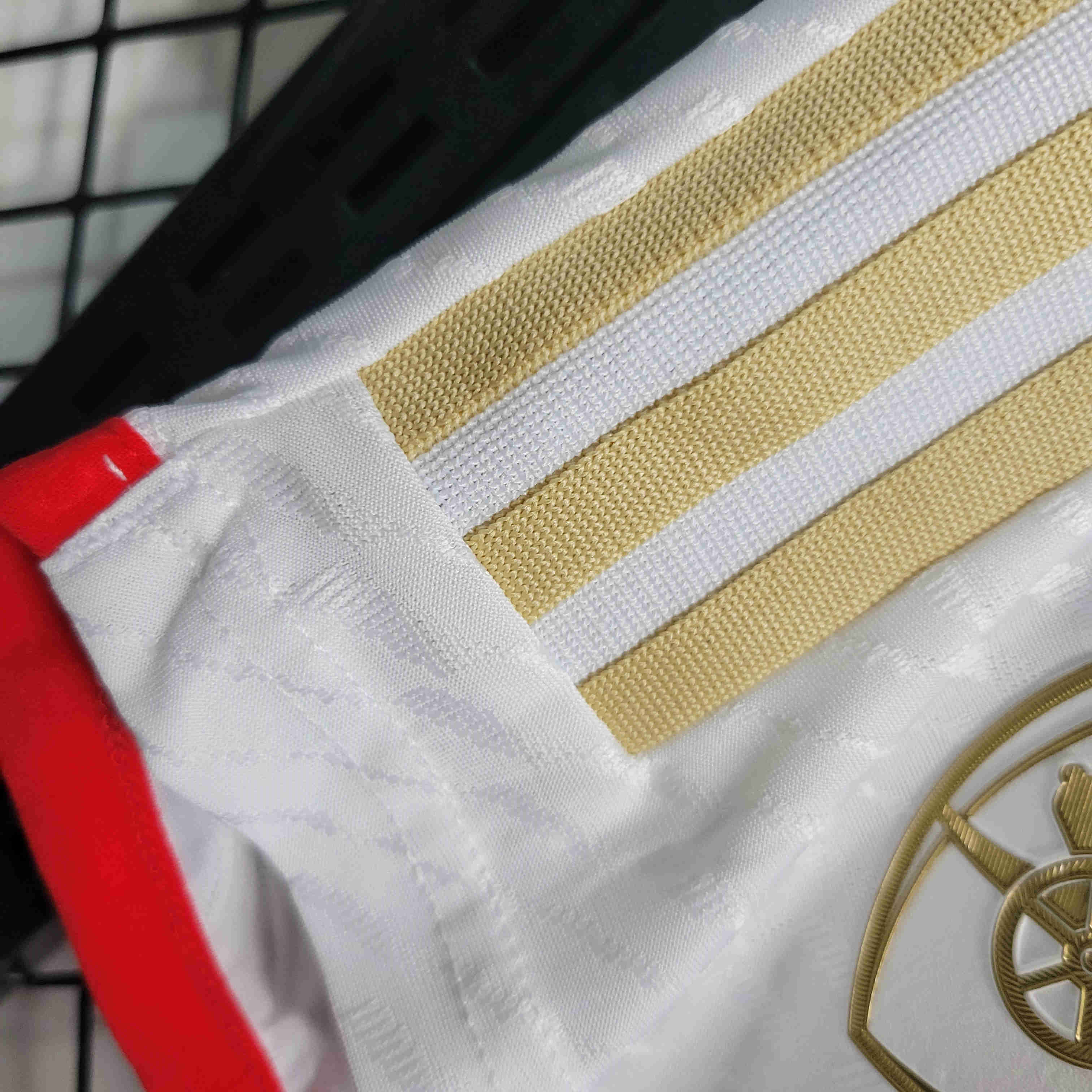 23-24 Arsenal Home Shorts - Player Version - SOCCERDEALSHOP