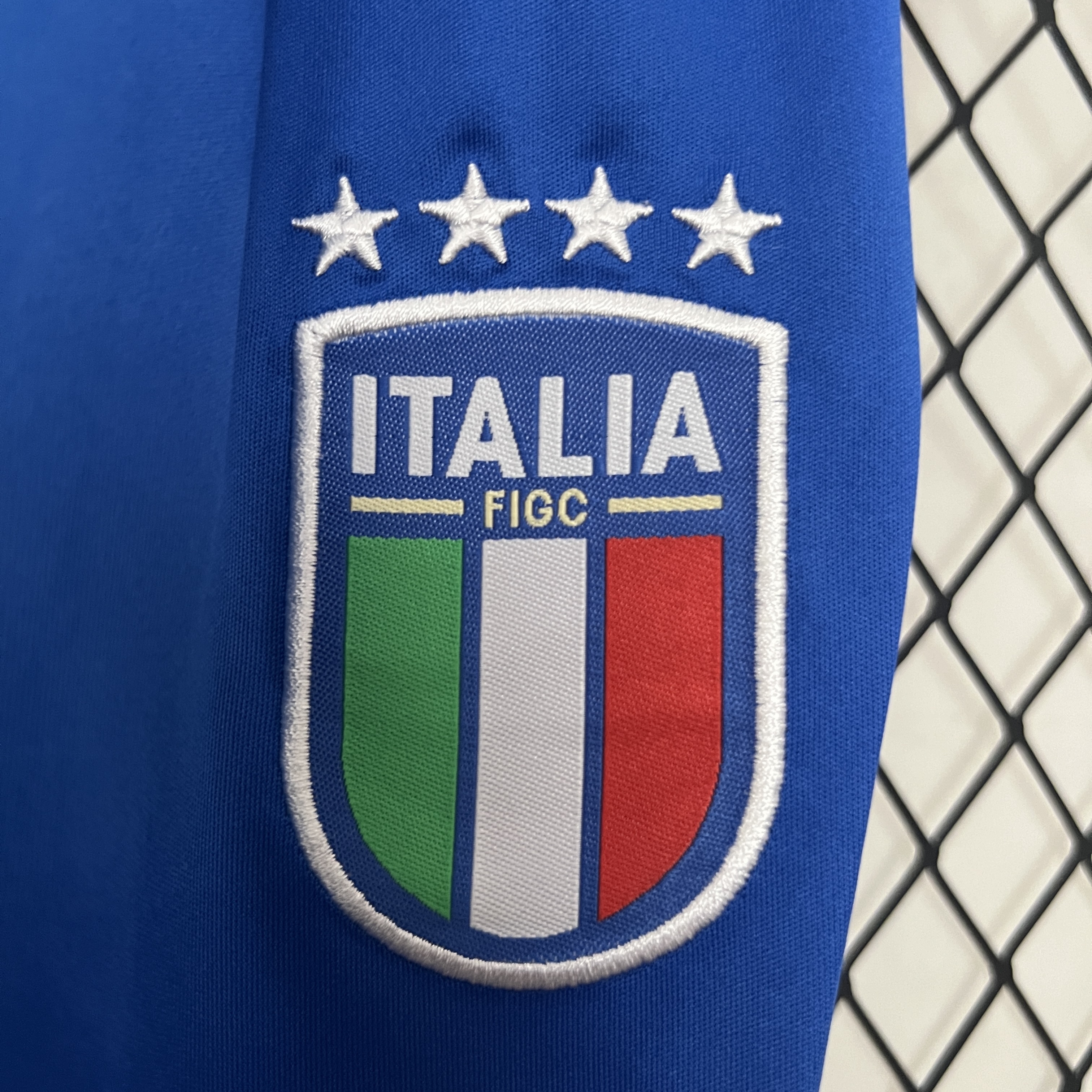 Italy 2024 Away Stadium Kids Kit - SOCCERDEALSHOP