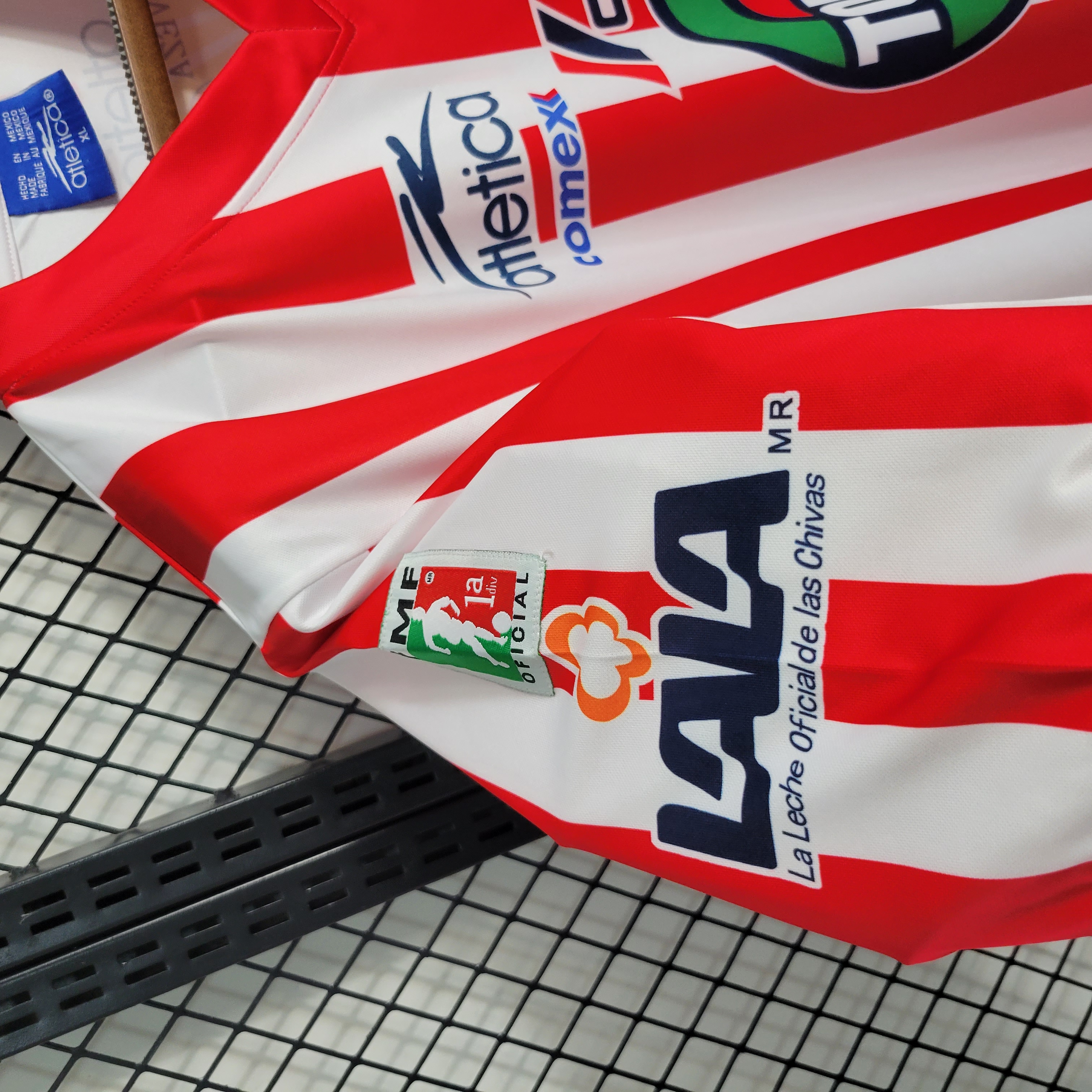 Retro Chivas de Guadalajara 01-02 Home Stadium Jersey - SOCCERDEALSHOP