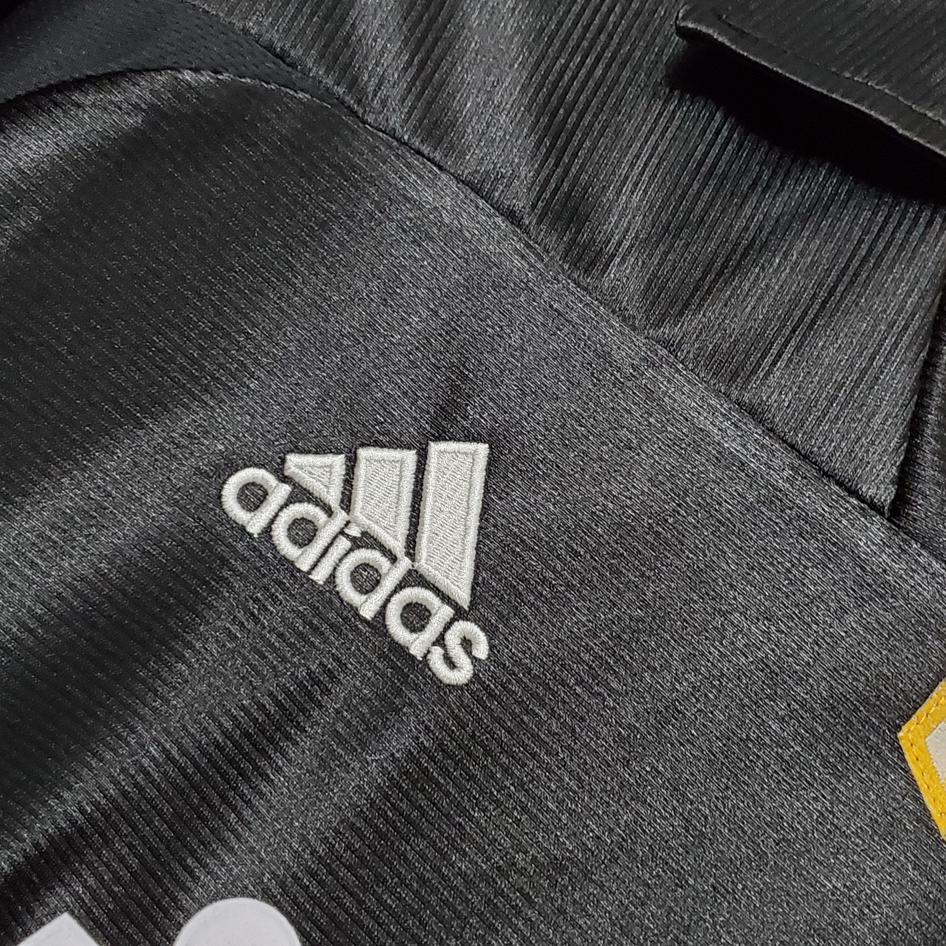 Real Madrid Retro 98-99 Away Jersey - SOCCERDEALSHOP