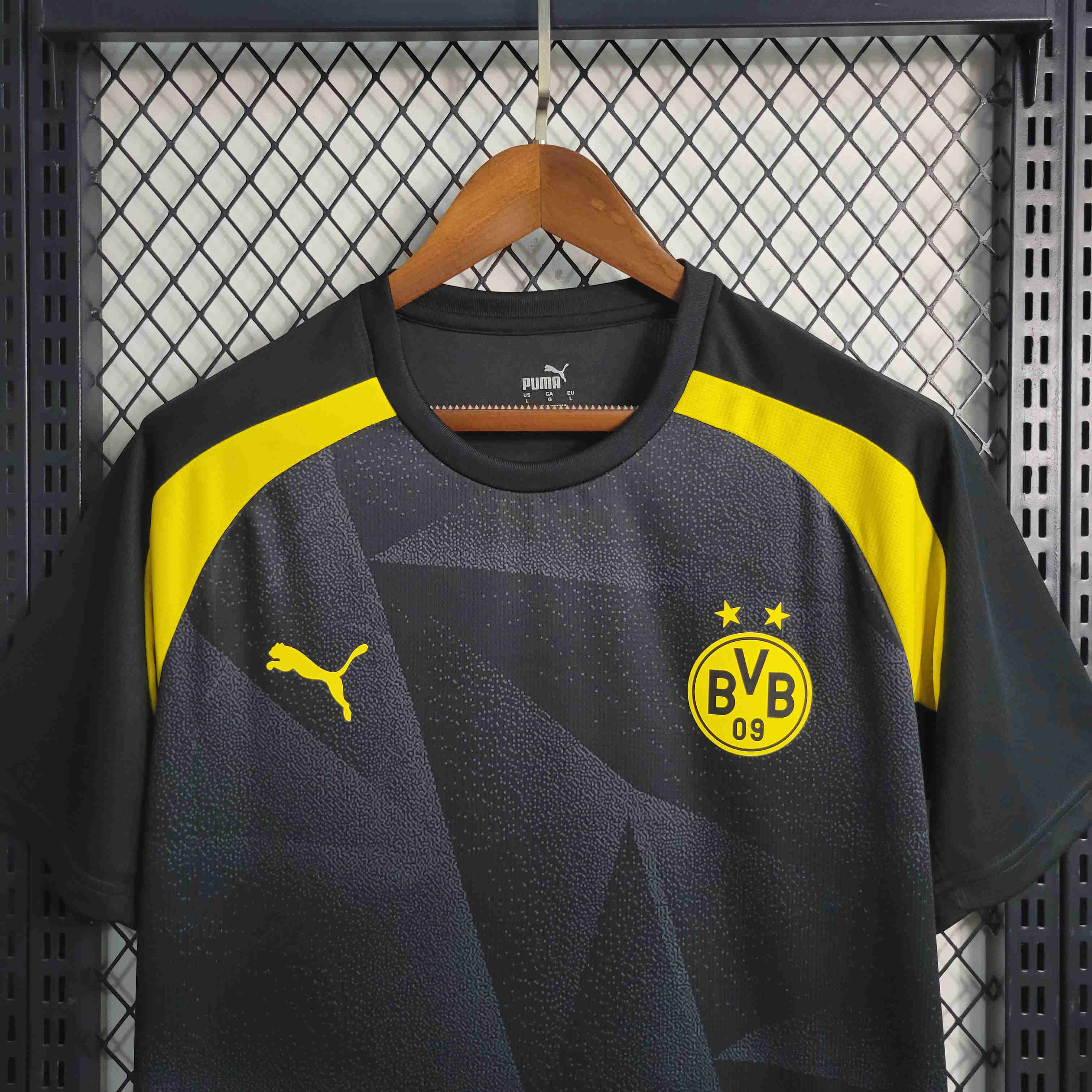 Dortmund 23/24 Training Jersey - Fans Version - SOCCERDEALSHOP