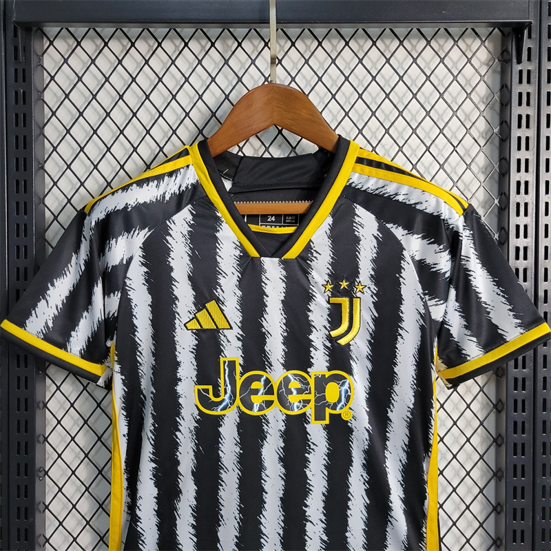 Juventus 23-24 Home Kids Kit - SOCCERDEALSHOP