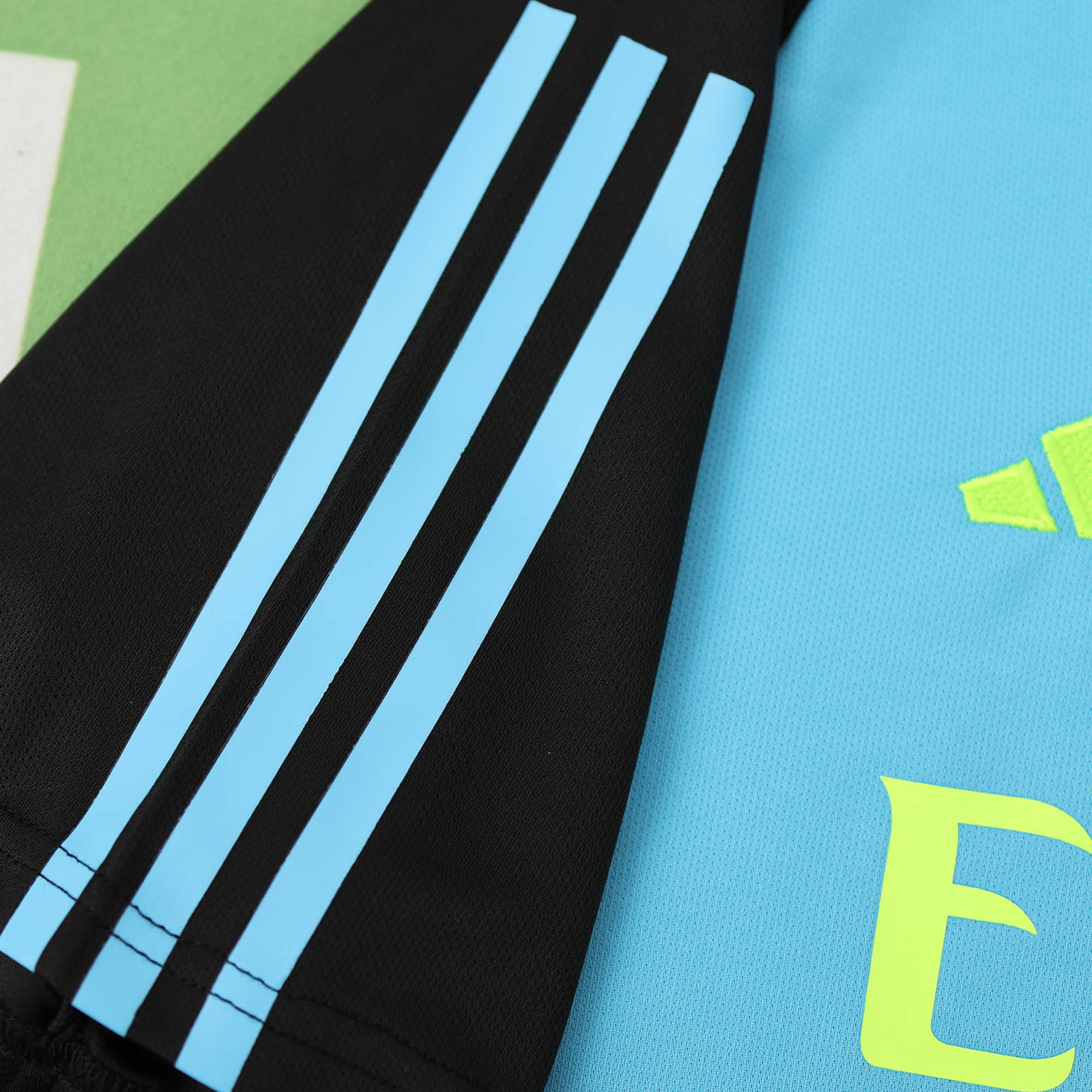 Arsenal 23-24 Blue Training Jersey - Fans Version - SOCCERDEALSHOP