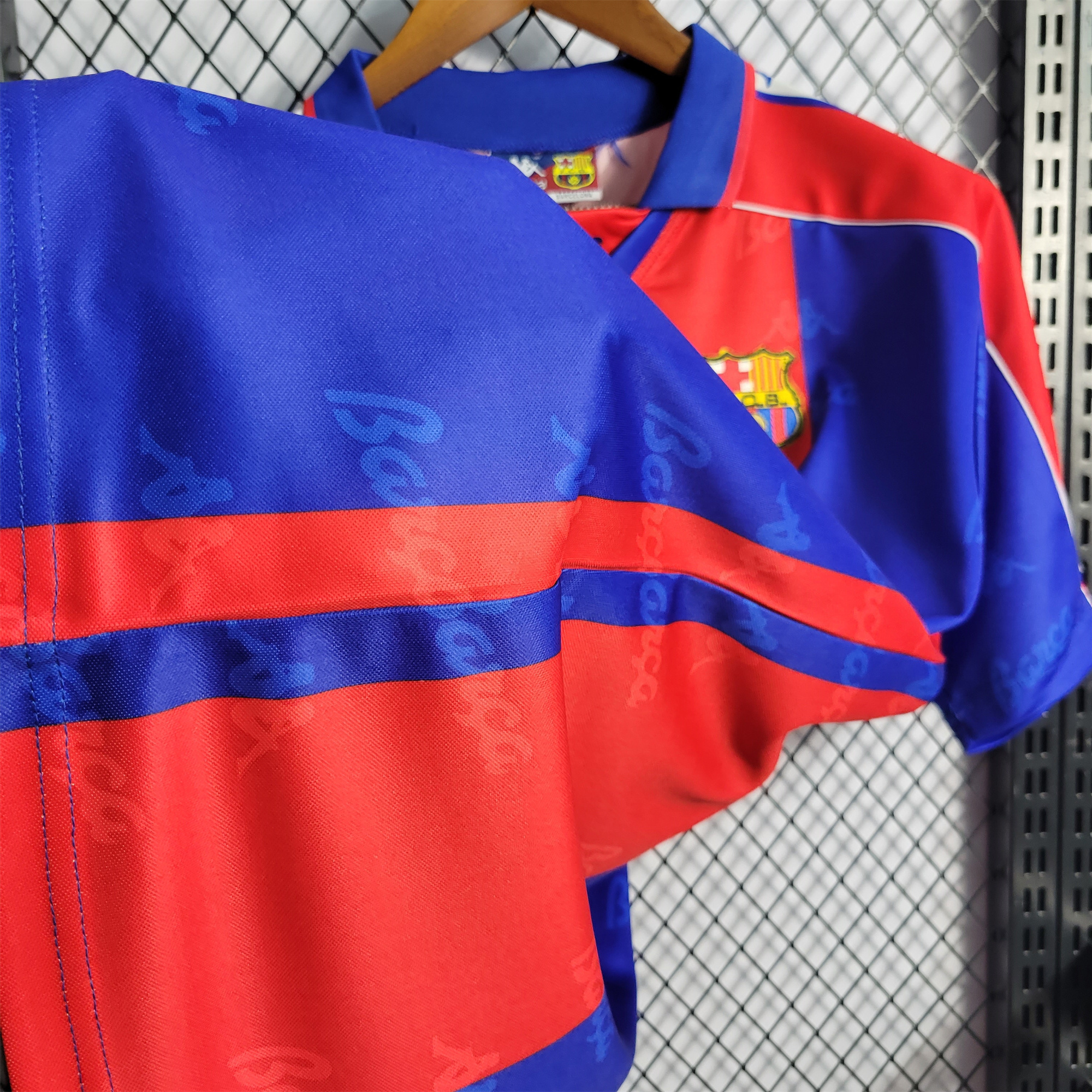 B.A.R.S.A Retro 92-95 Home Stadium Jersey - SOCCERDEALSHOP