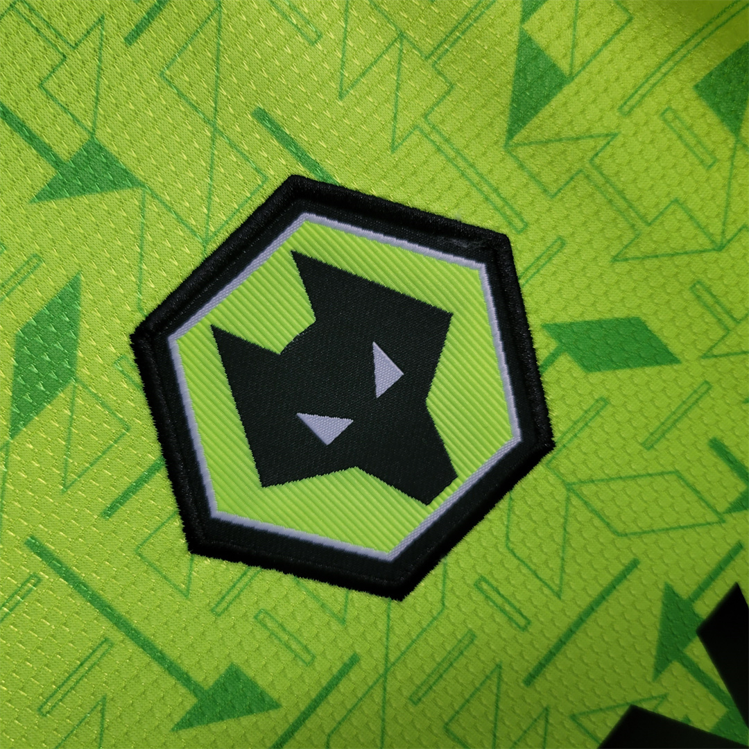 Wolverhampton Wanderers Wolves 23-24 Away Goalkeeper Jersey - Fans Version - SOCCERDEALSHOP