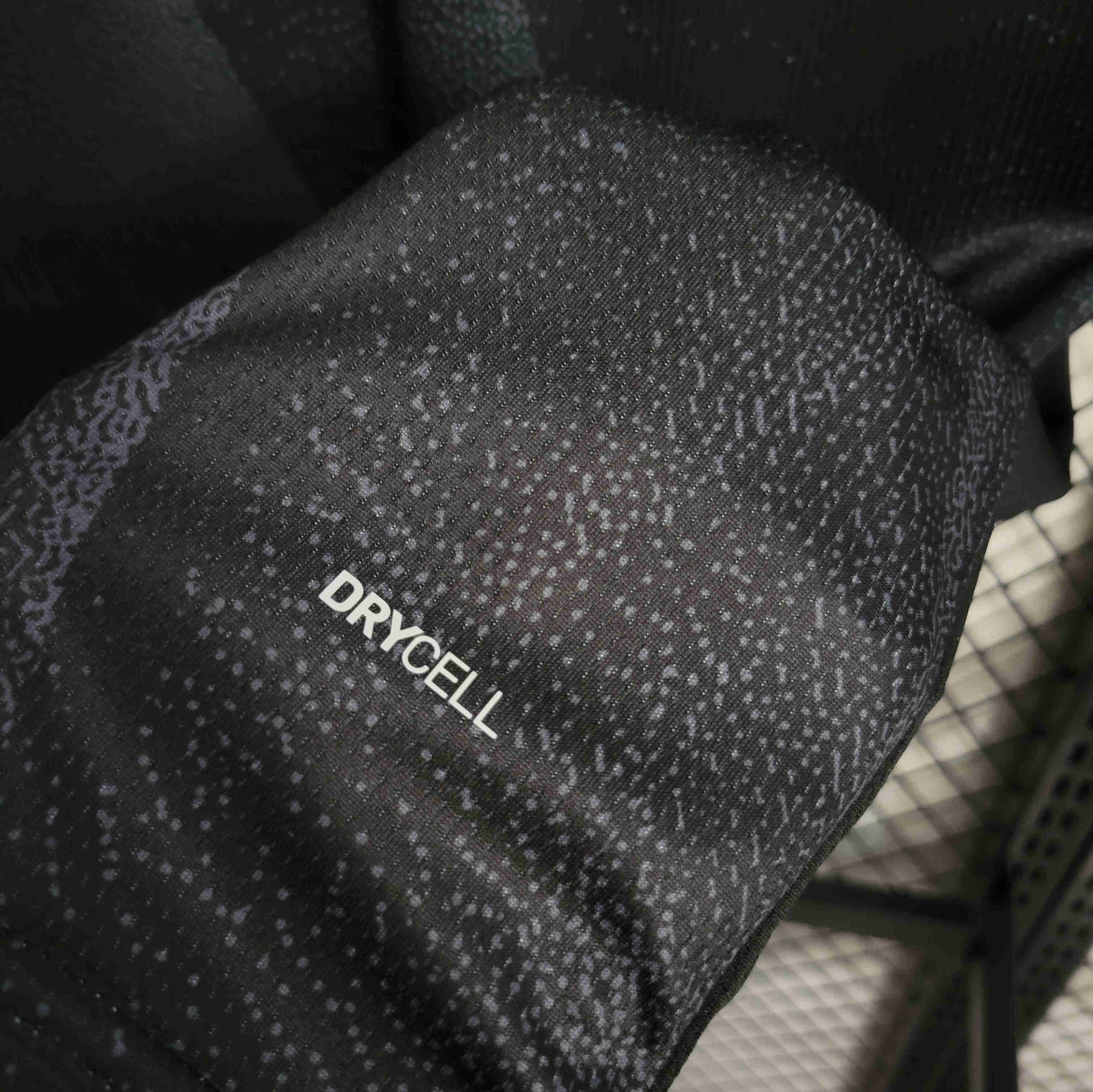 Dortmund 23/24 Training Jersey - Fans Version - SOCCERDEALSHOP