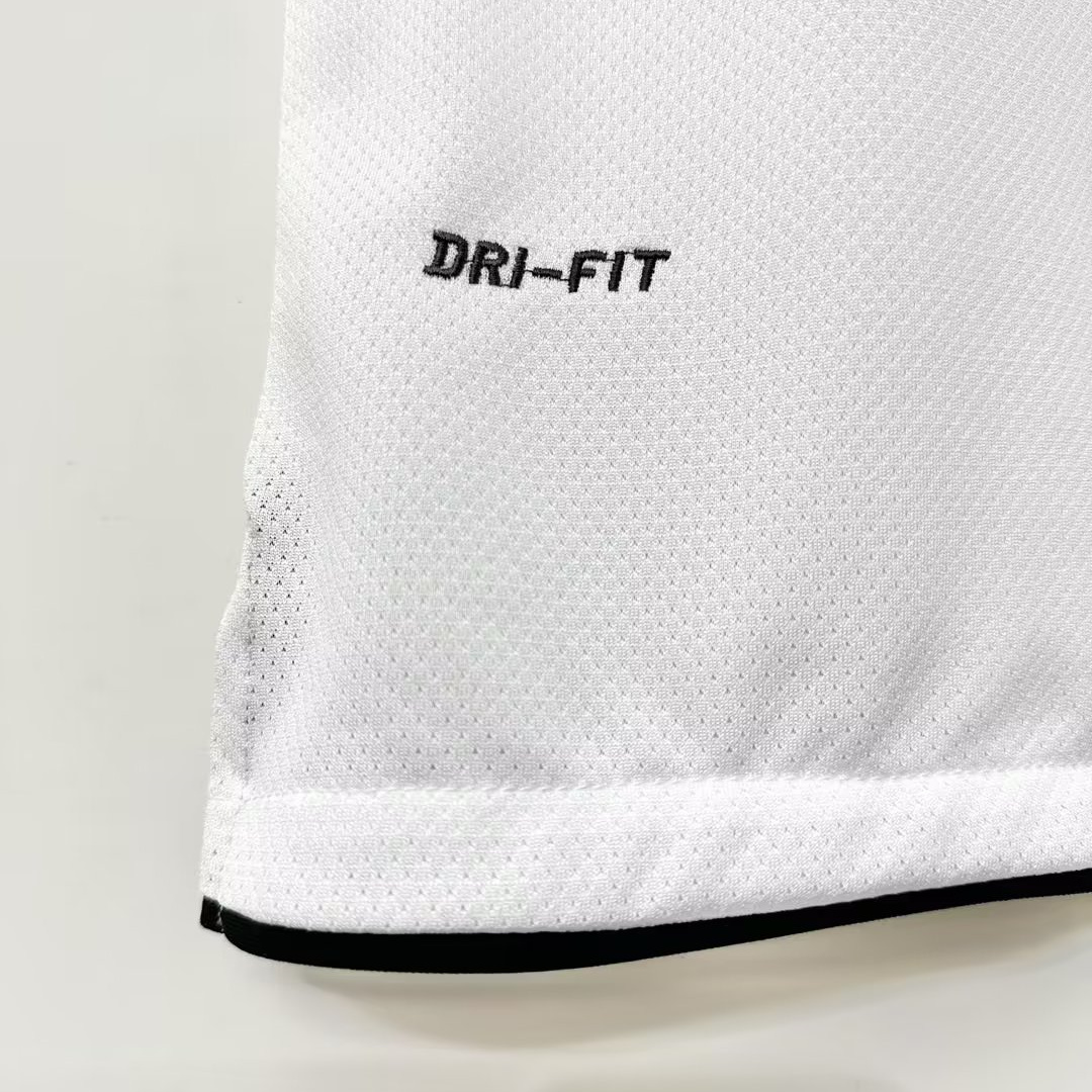 Manchester United Retro 10-11 Away Jersey - Champions League Final Version - SOCCERDEALSHOP