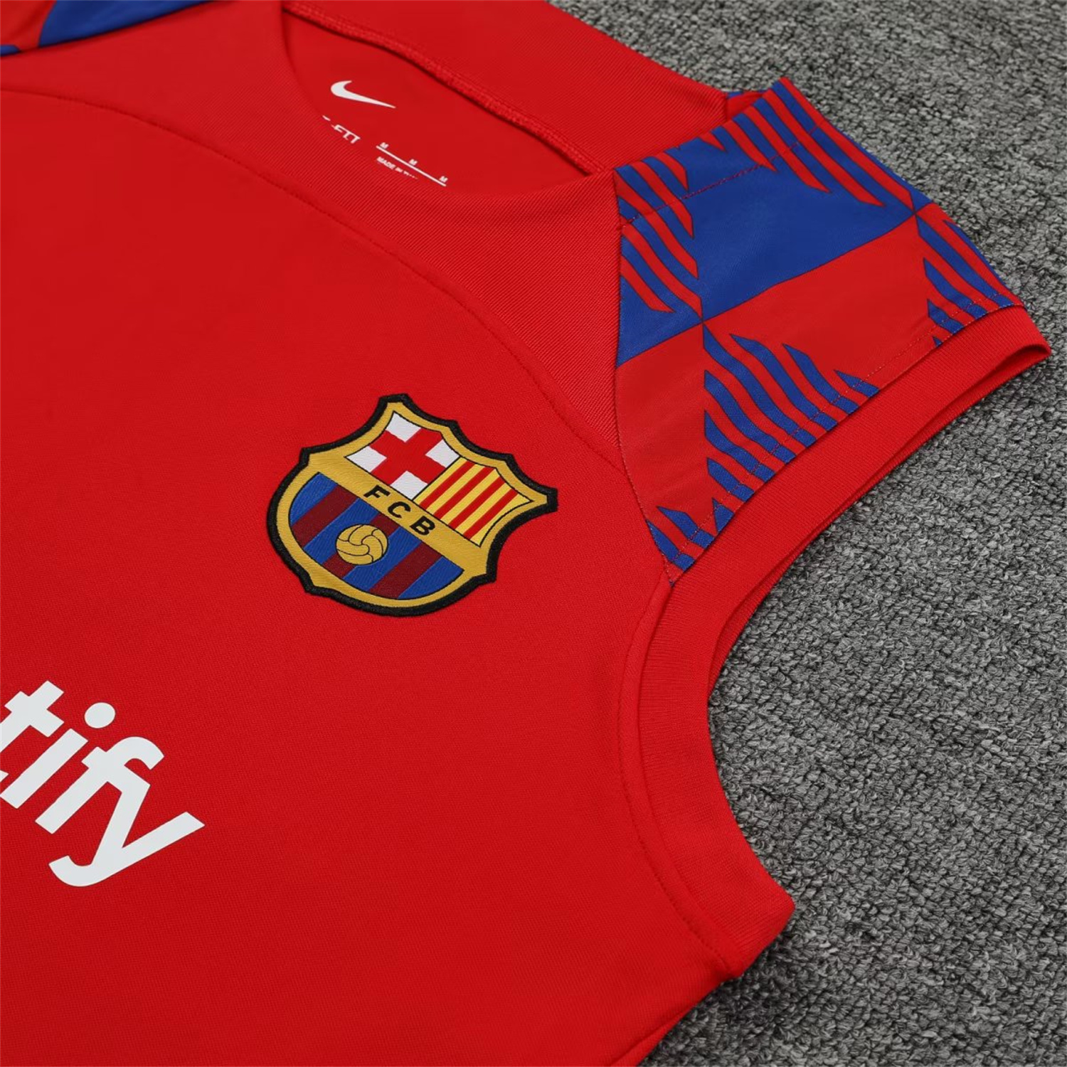 B.A.R.S.A 23-24 Red Player Training Vest Set - SOCCERDEALSHOP