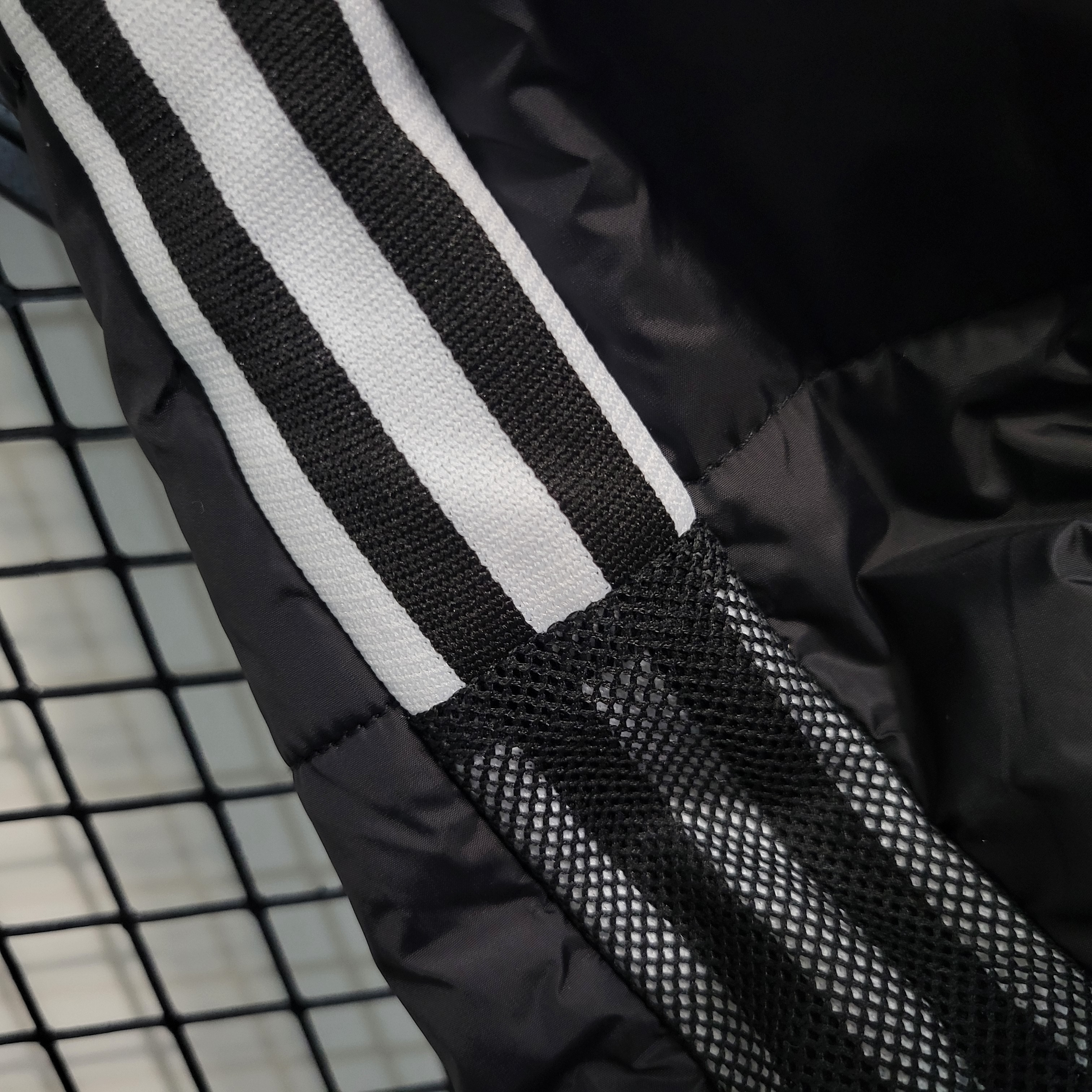 Argentina 23-24 Men's Hooded Thermal Cotton Jacket - Black - SOCCERDEALSHOP