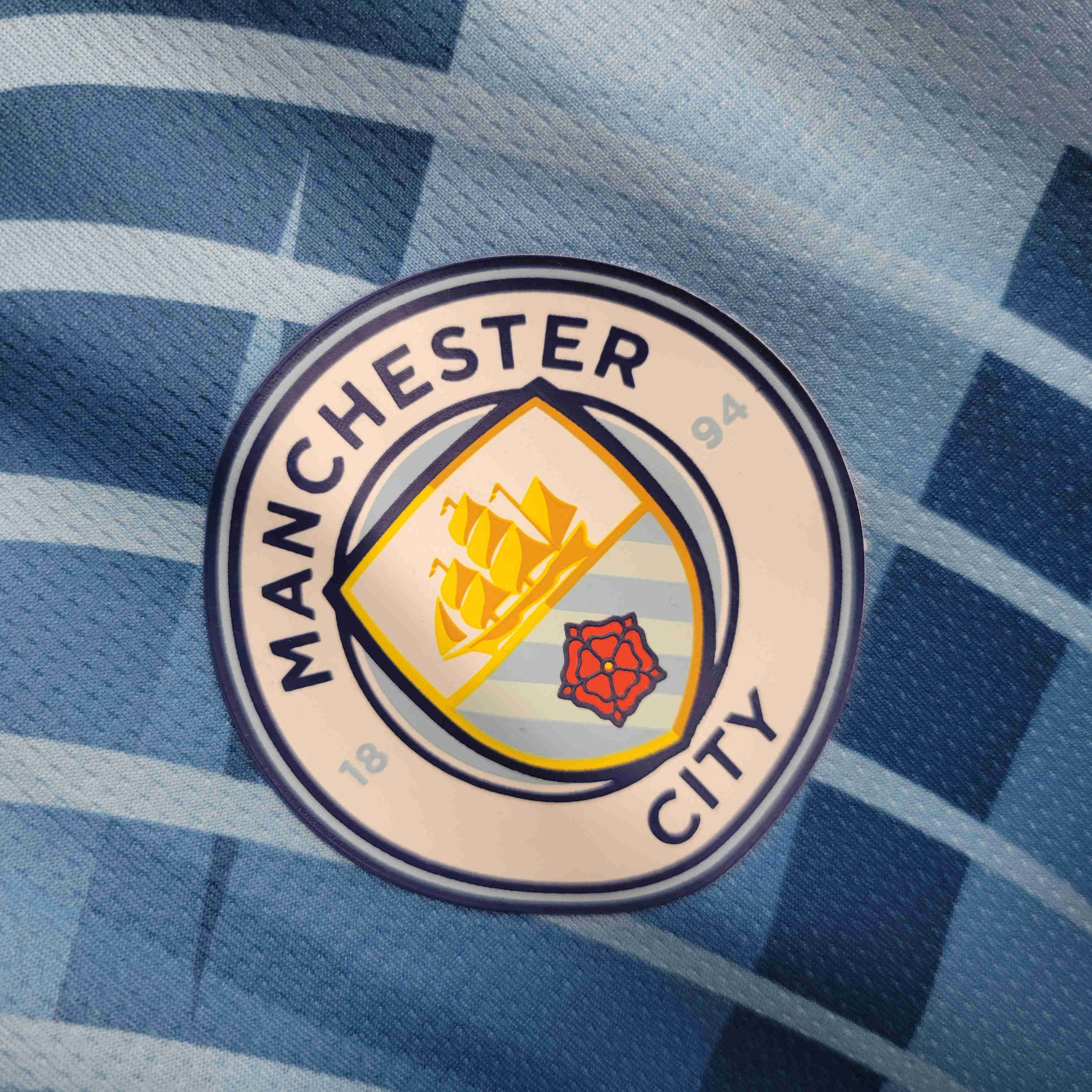 Manchester City 23/24 Training Jersey - Fans Version - SOCCERDEALSHOP