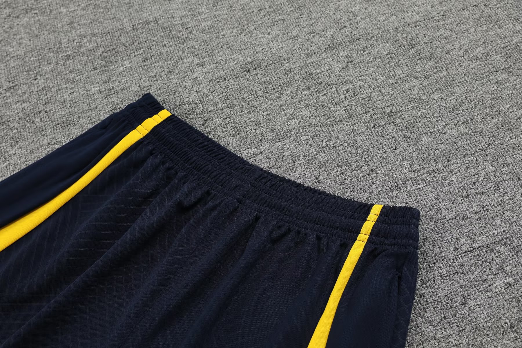 23-24 B.A.R.S.A Player Training Vest Set ( Vest + Shorts) - SOCCERDEALSHOP