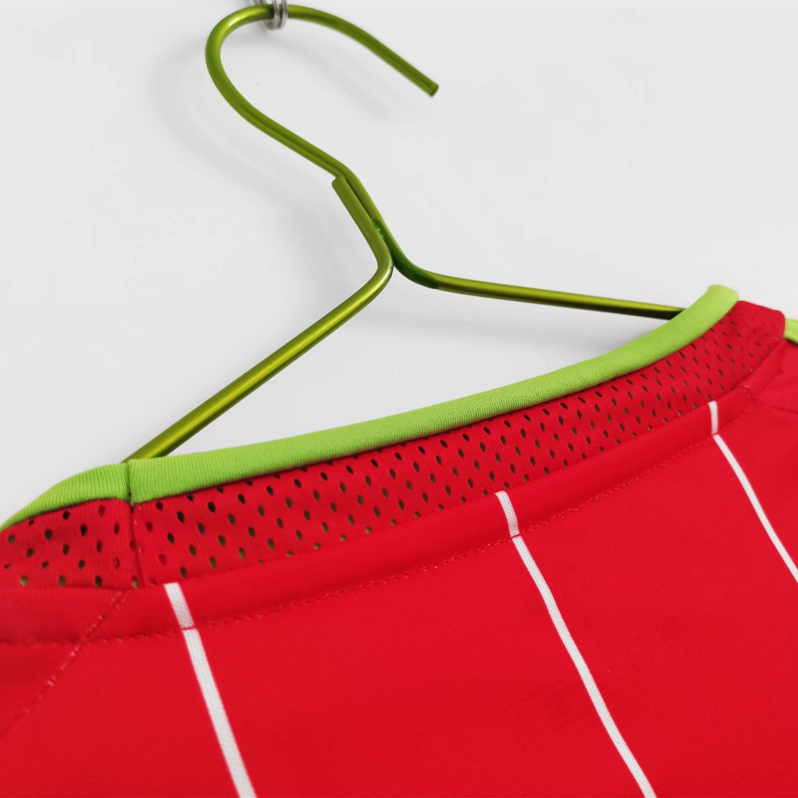 Retro Wales 2015 Home Stadium Jersey - SOCCERDEALSHOP