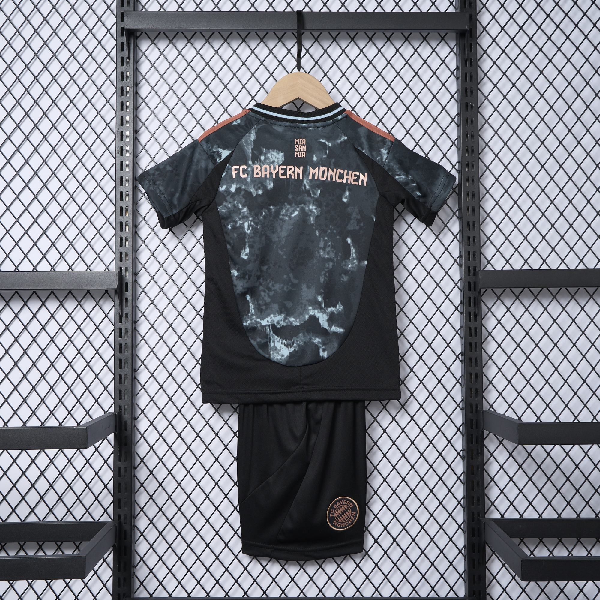 Bayern Munich 24-25 Away Kids Kit - Fans Version - SOCCERDEALSHOP