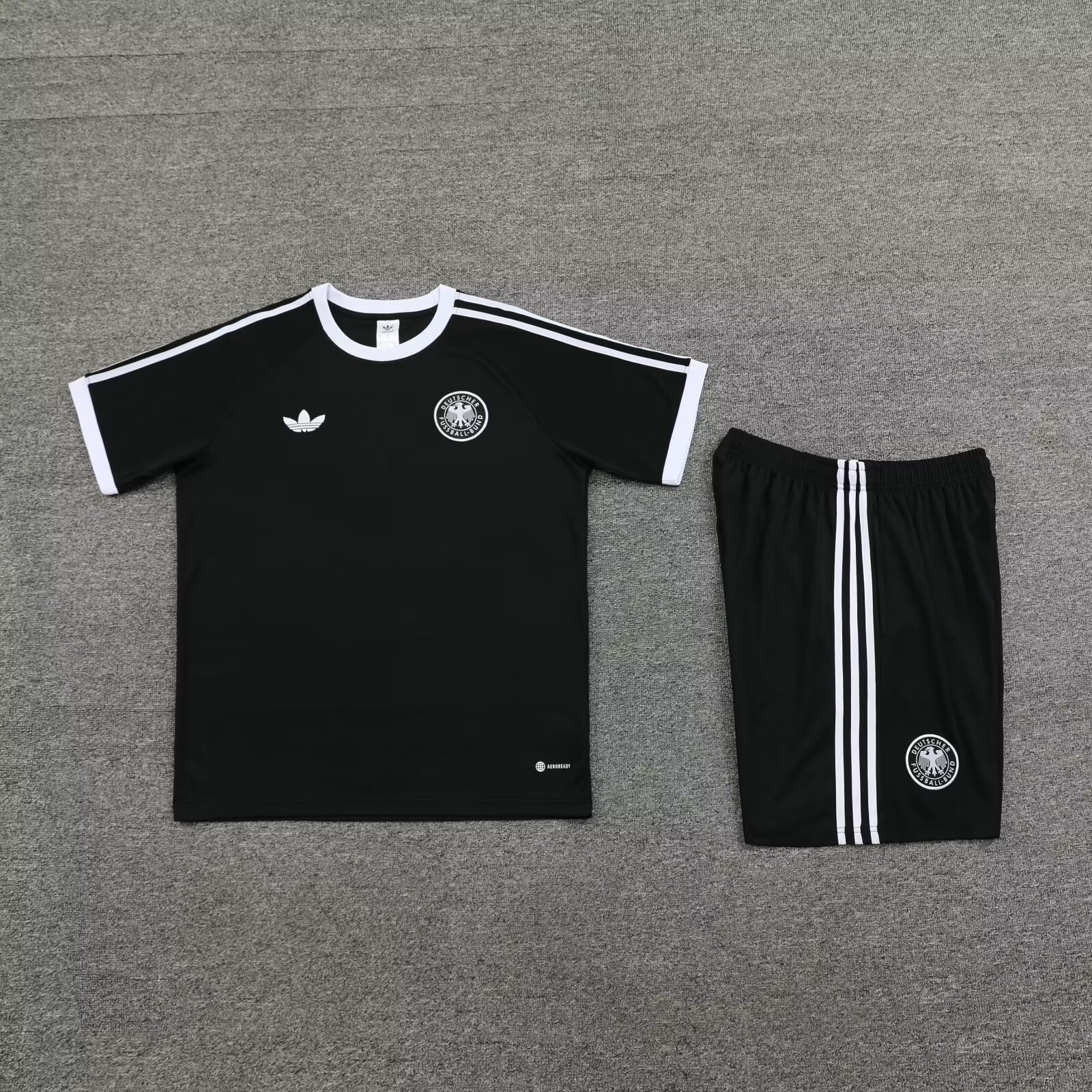 Germany 2024 Originals 3-Stripes Short-Sleeve Training Set - Black - SOCCERDEALSHOP