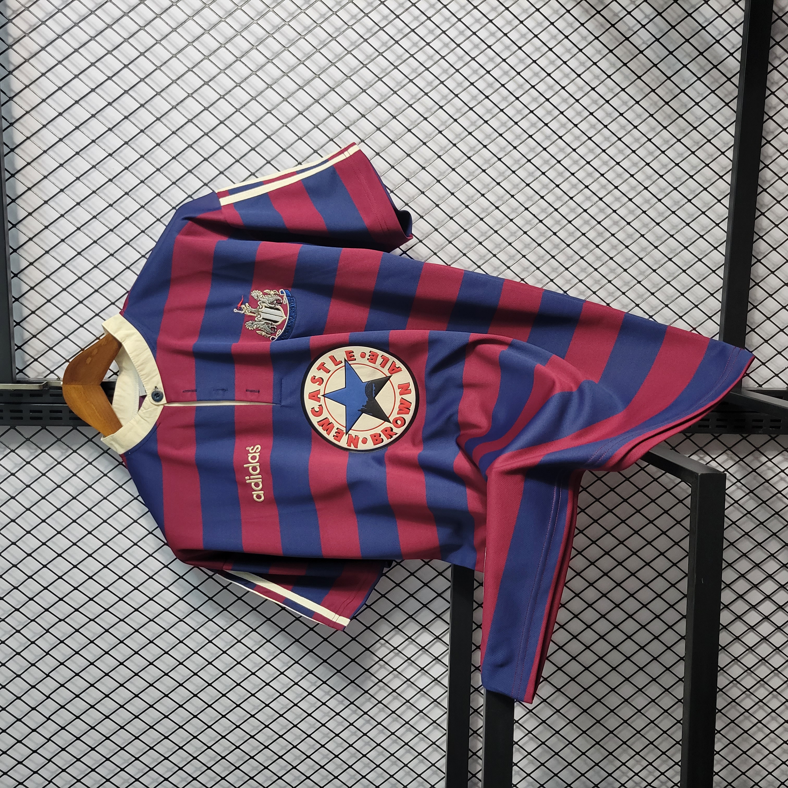 Retro Newcastle United 1995-96 Away Stadium Jersey - SOCCERDEALSHOP