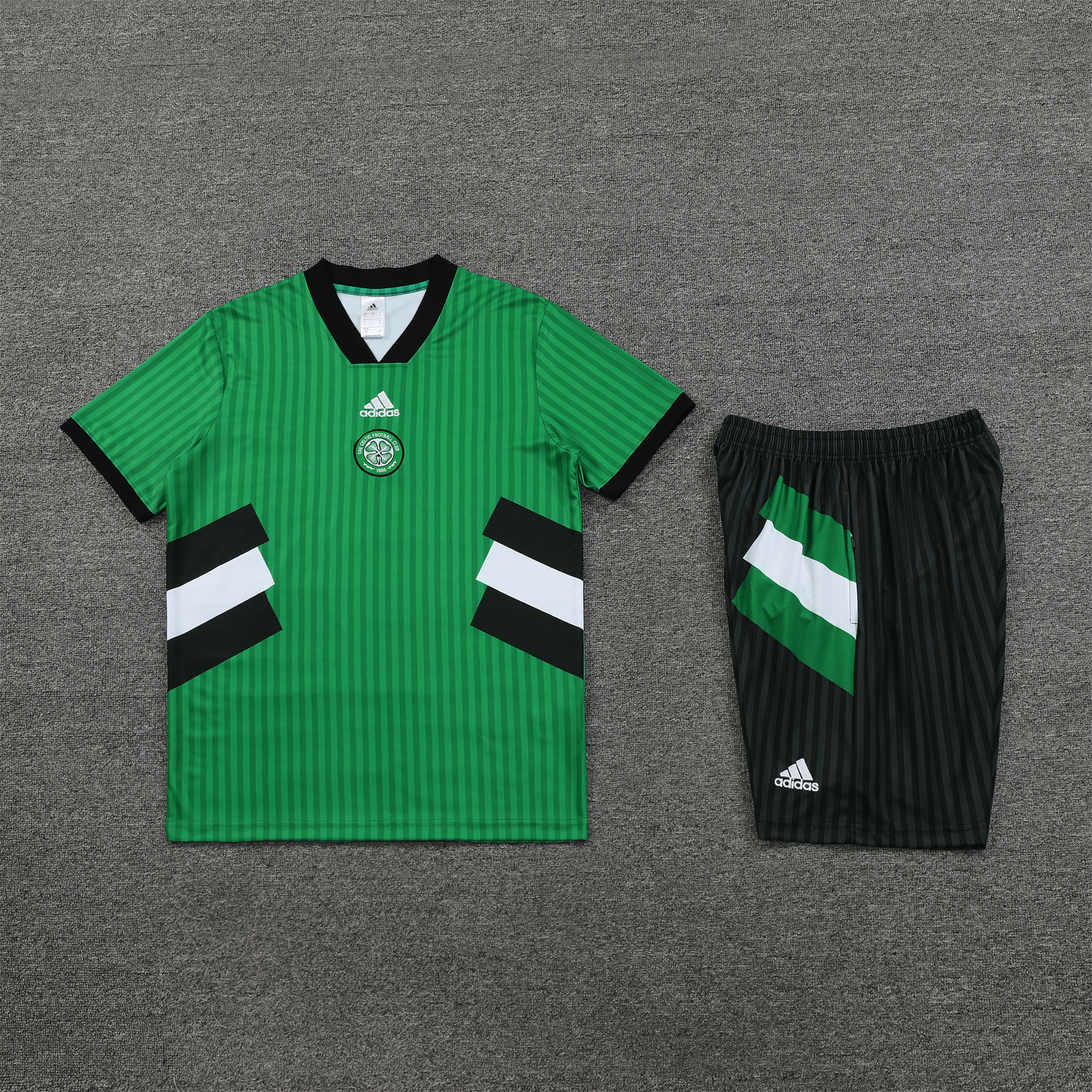 Celtic 23-24 Short-Sleeve Training Set - Green - SOCCERDEALSHOP