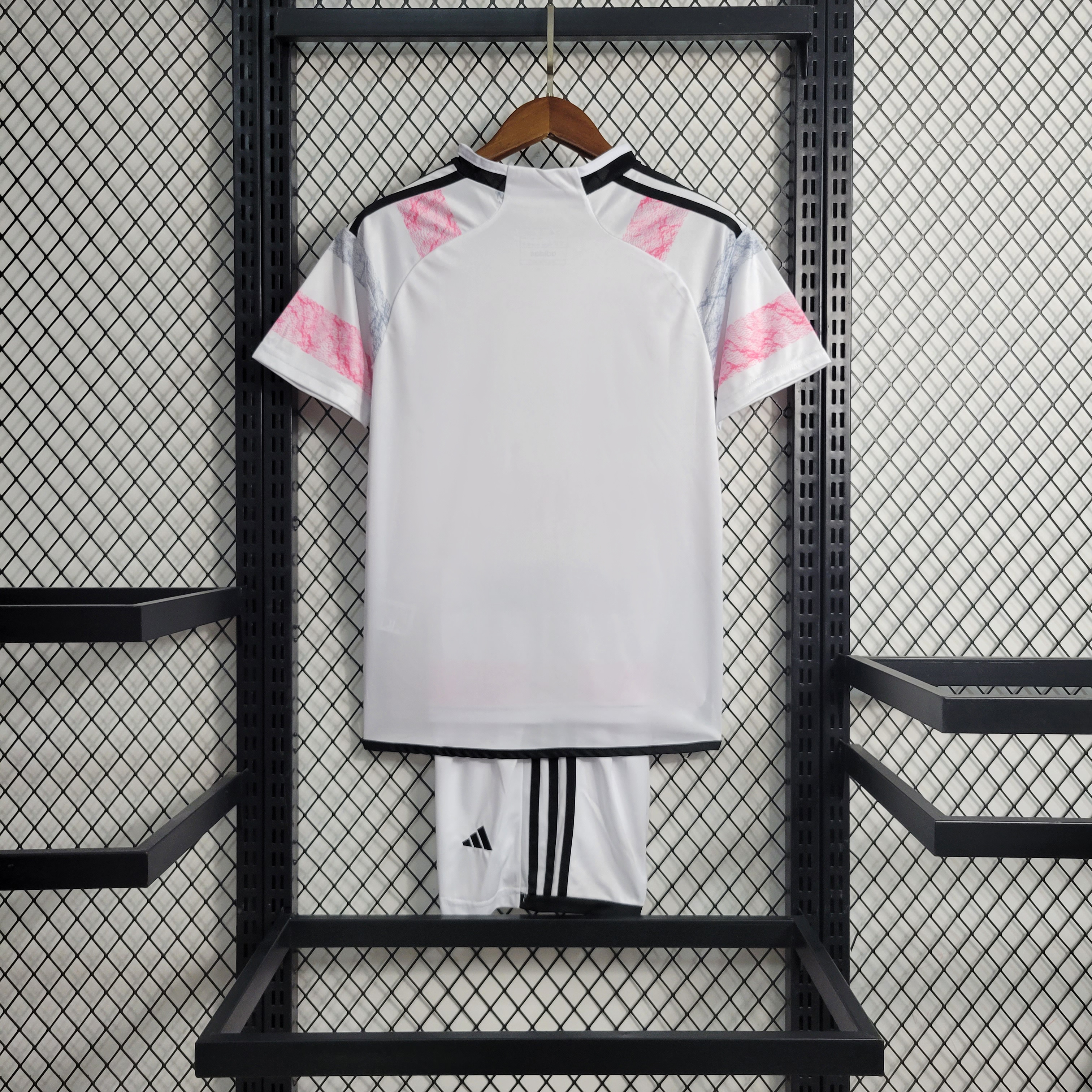Juventus 23-24 Away Kids Kit - SOCCERDEALSHOP
