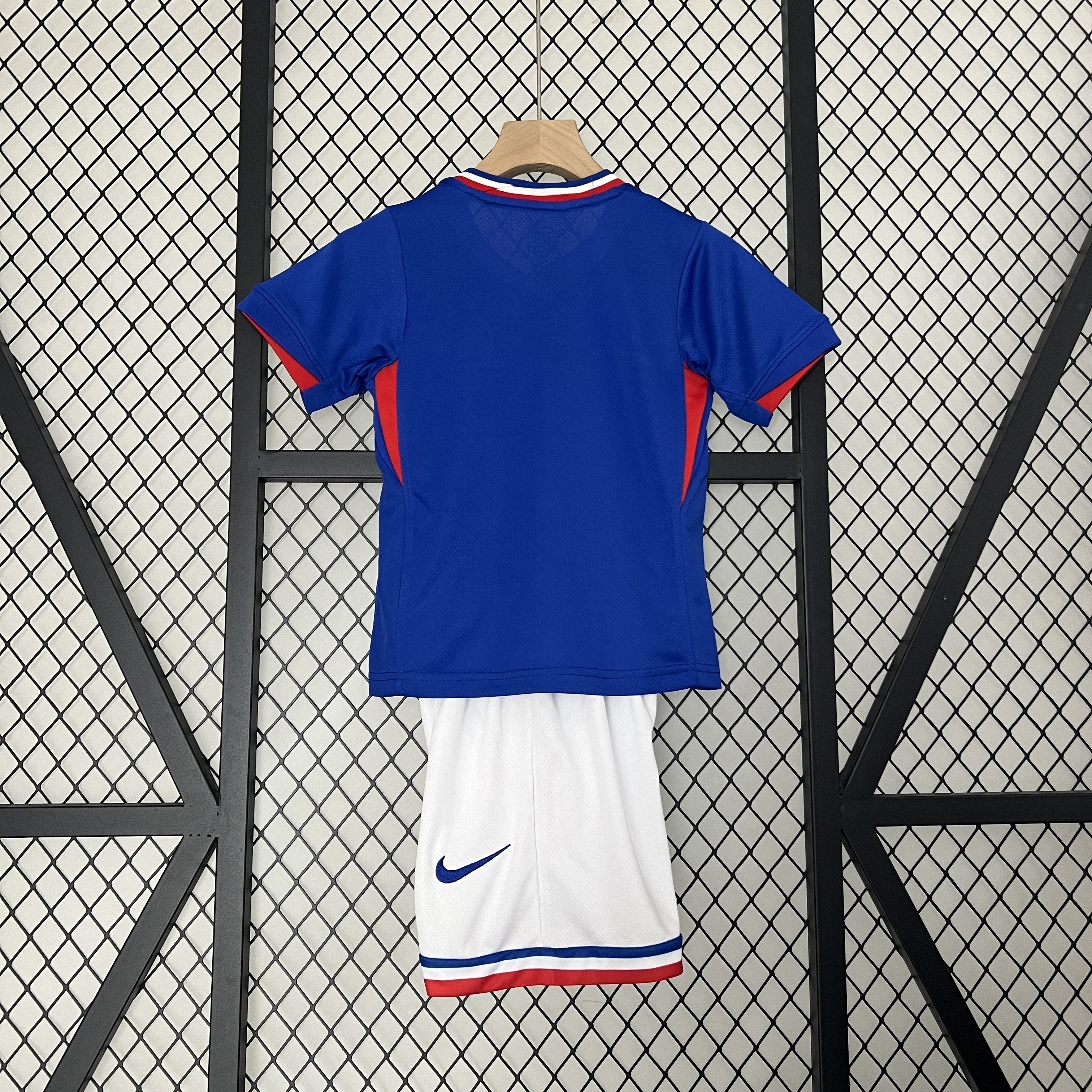 France 2024 Home Stadium Kids Kit - SOCCERDEALSHOP