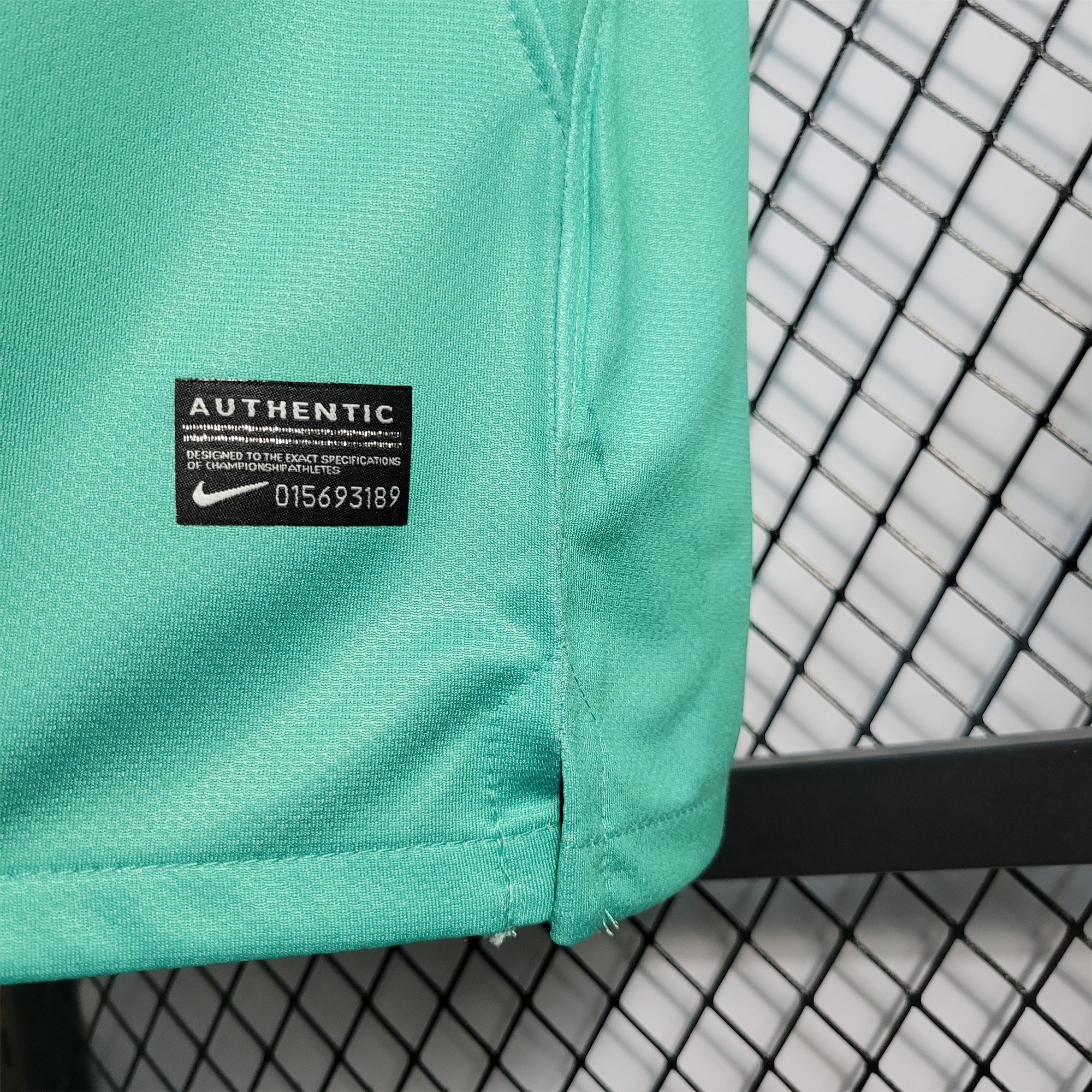 B.A.R.S.A Retro 10-11 Away Stadium Jersey - SOCCERDEALSHOP