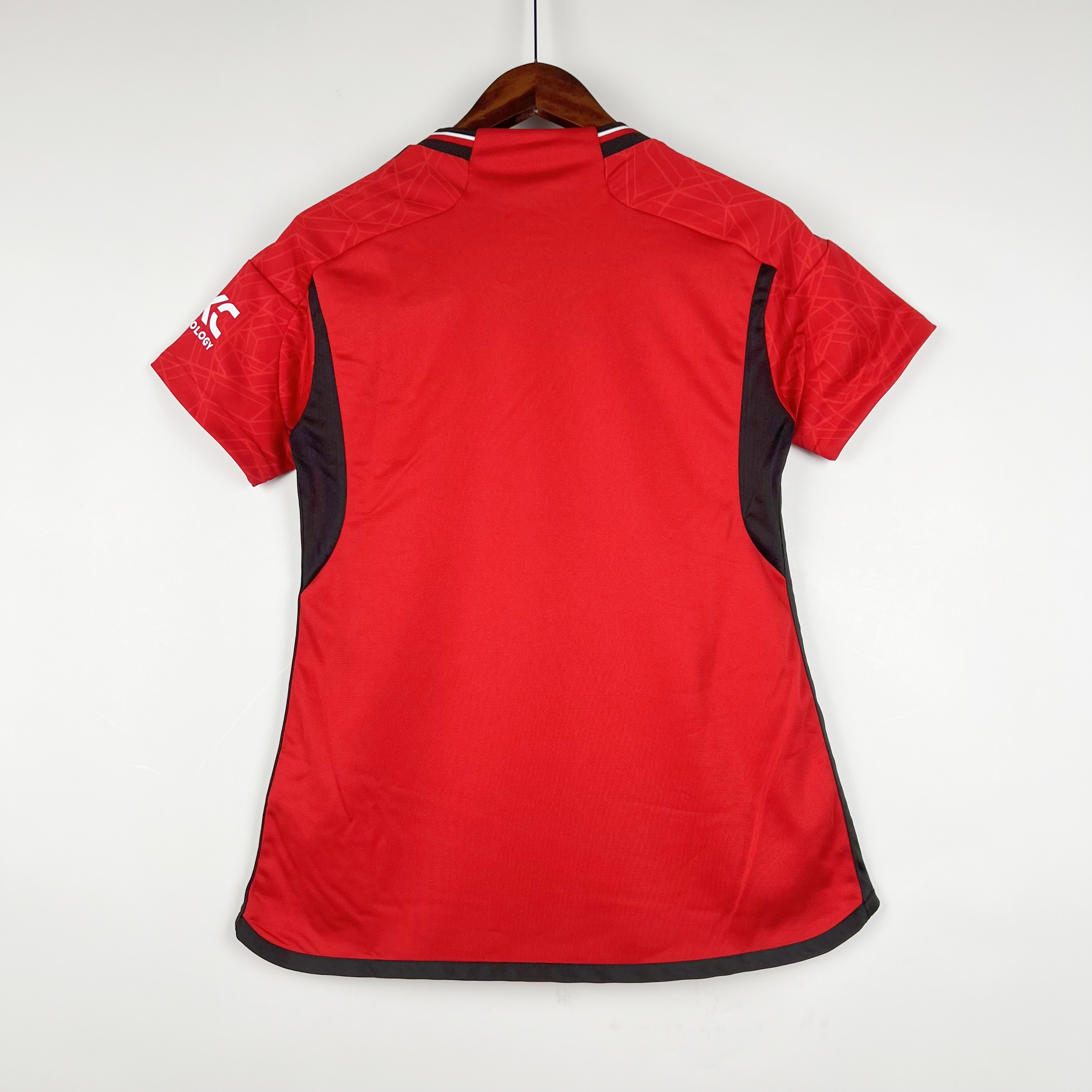 Manchester United 23-24 Women's Home Shirt - SOCCERDEALSHOP