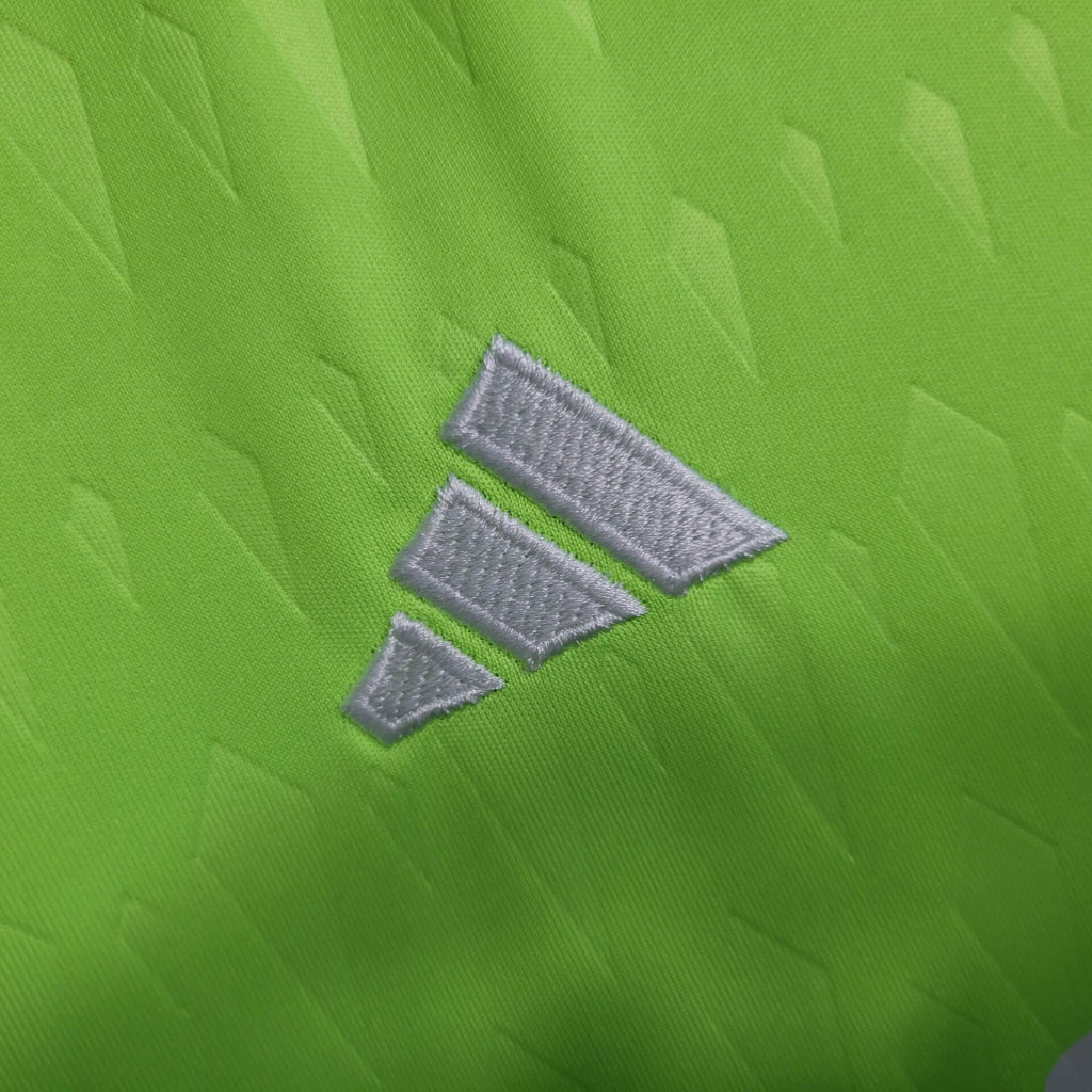 Real Madrid 23-24 Green Goalkeeper Kids Kit - SOCCERDEALSHOP