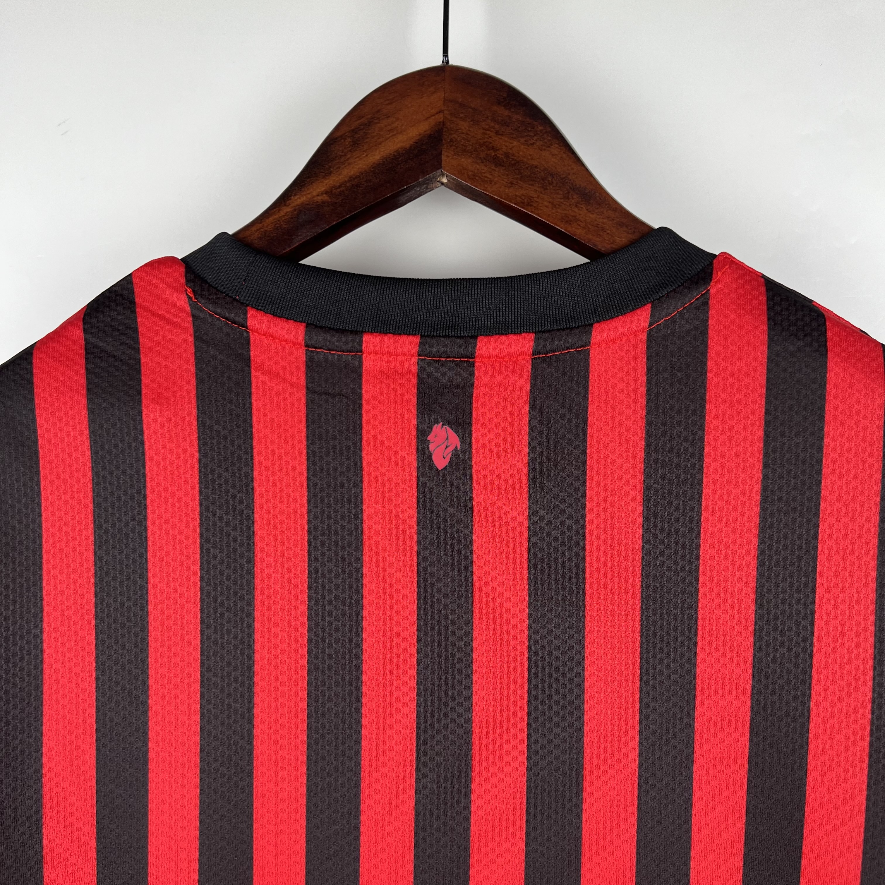 Retro AC Milan 2019-20 Home Stadium Jersey - SOCCERDEALSHOP