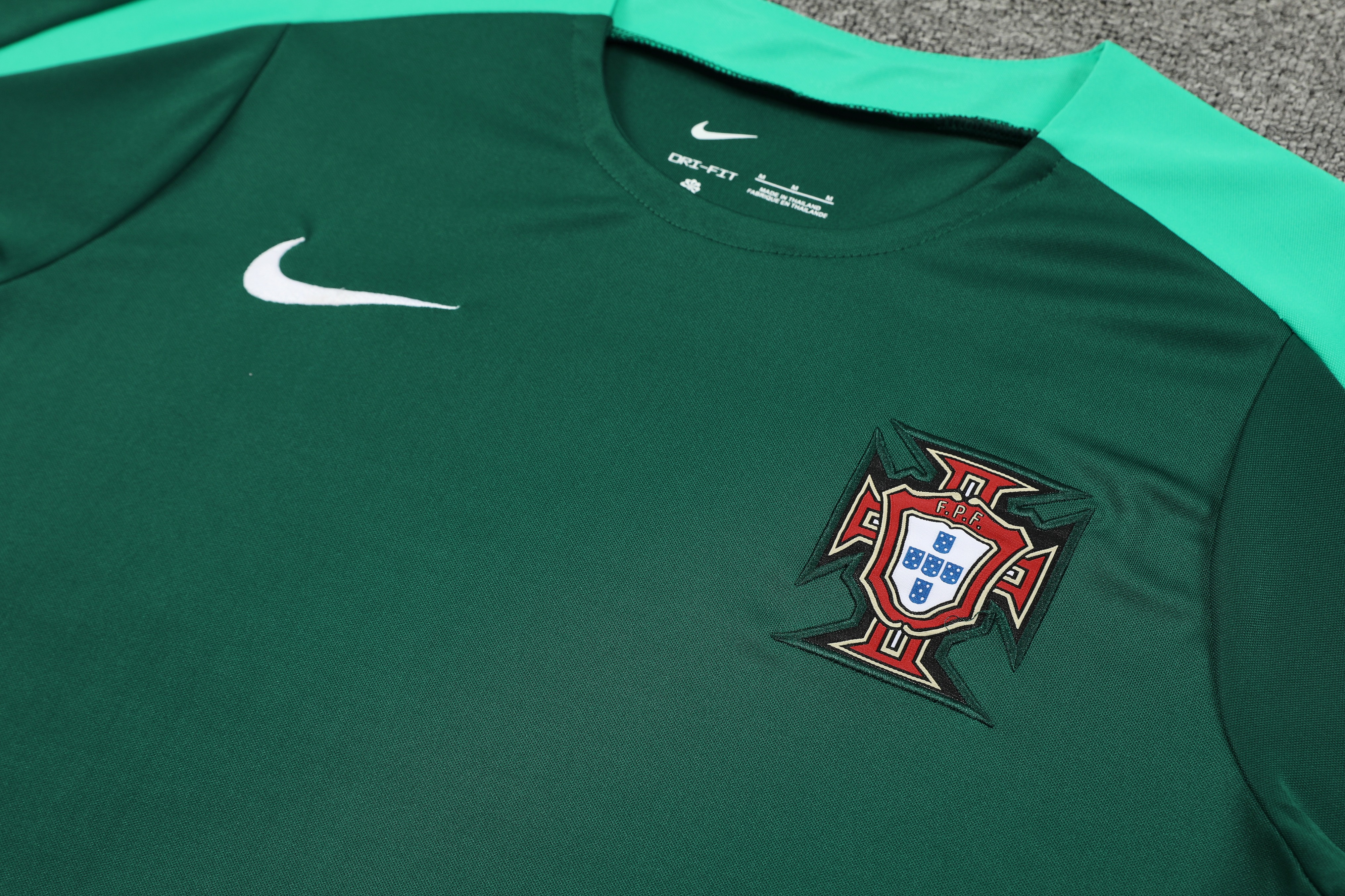 Portugal 2024 Short-Sleeve Training Set - Green - SOCCERDEALSHOP