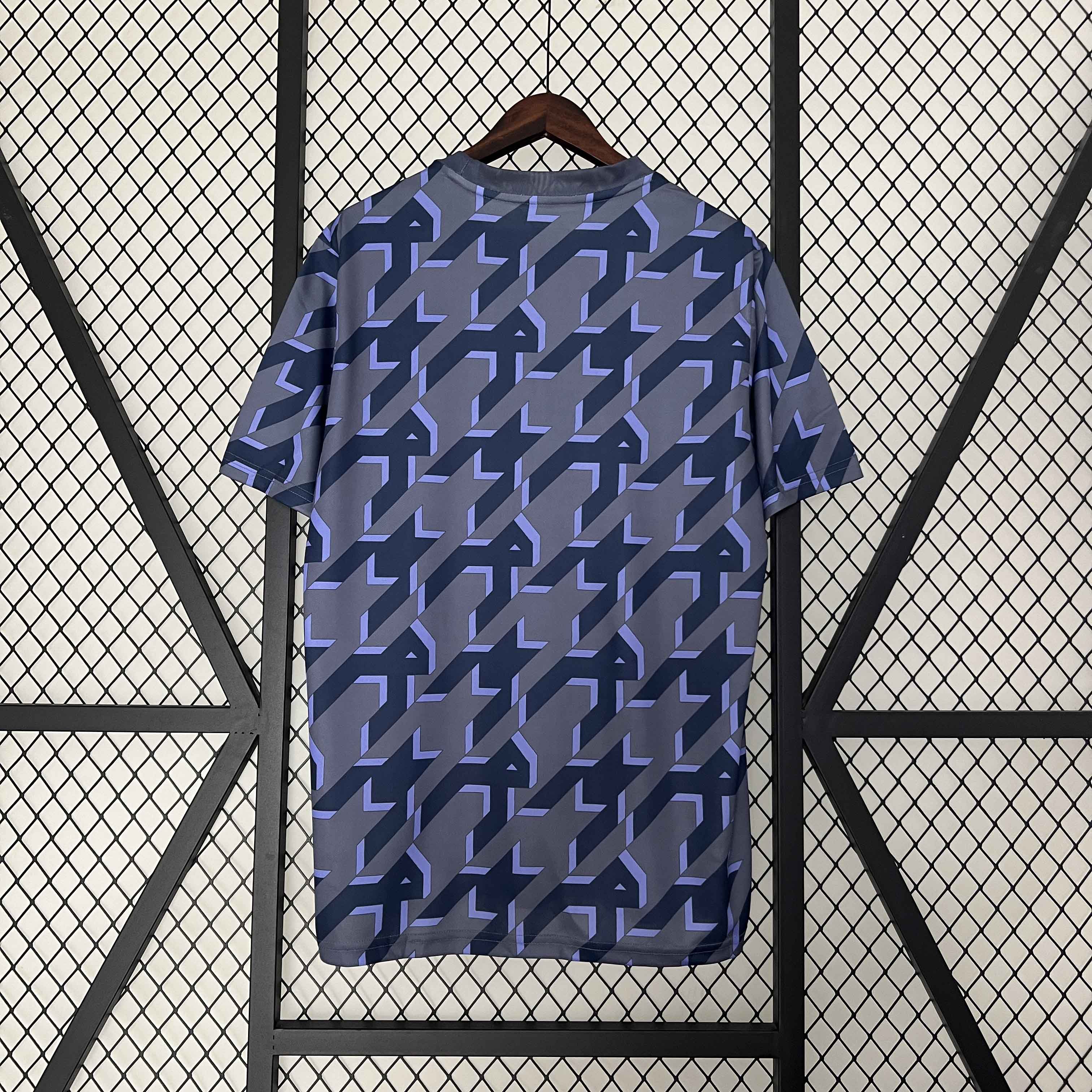 Real Madrid 23-24 Houndstooth Pattern Pre-match Jersey - Fans Version - SOCCERDEALSHOP