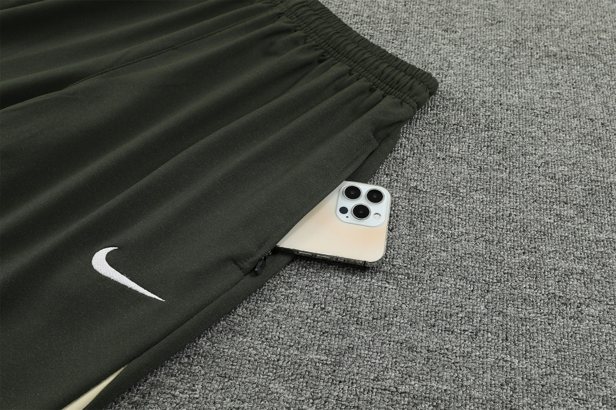 B.A.R.S.A 23-24 Men's Training Hoodie + Pants - SOCCERDEALSHOP