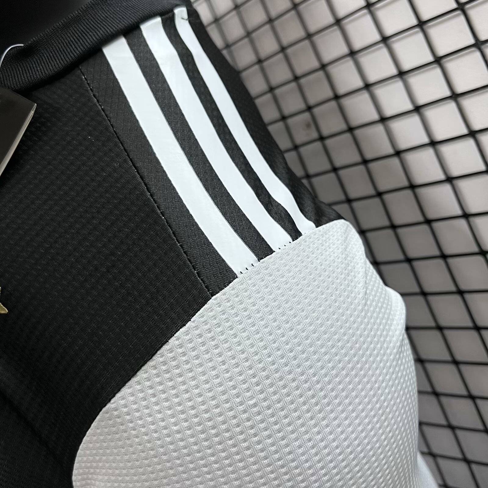 Retro Juventus 2019-20 Home Stadium Long Sleeve Jersey - Player Version - SOCCERDEALSHOP