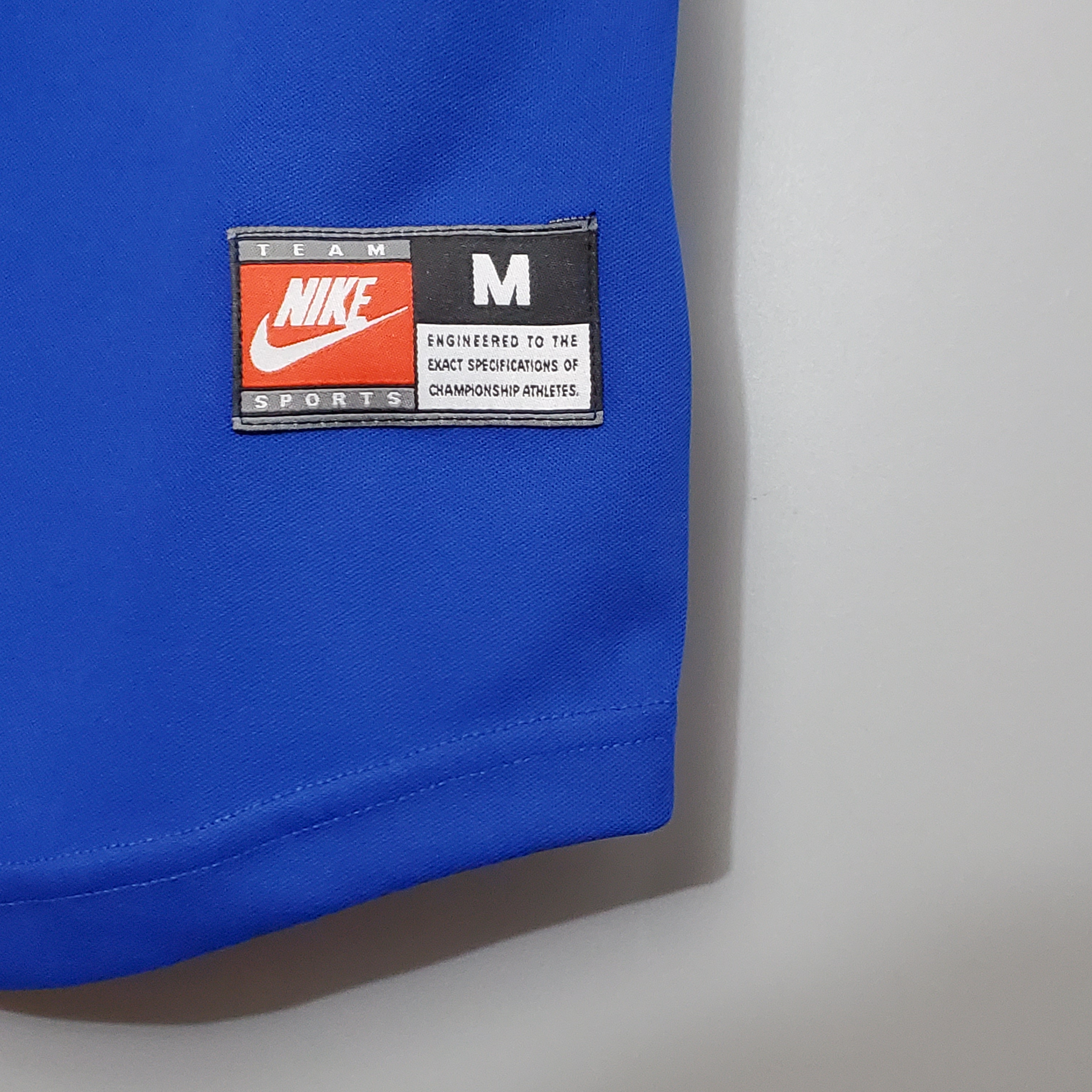 B.A.R.S.A Retro 99-00 Home Stadium Jersey - SOCCERDEALSHOP