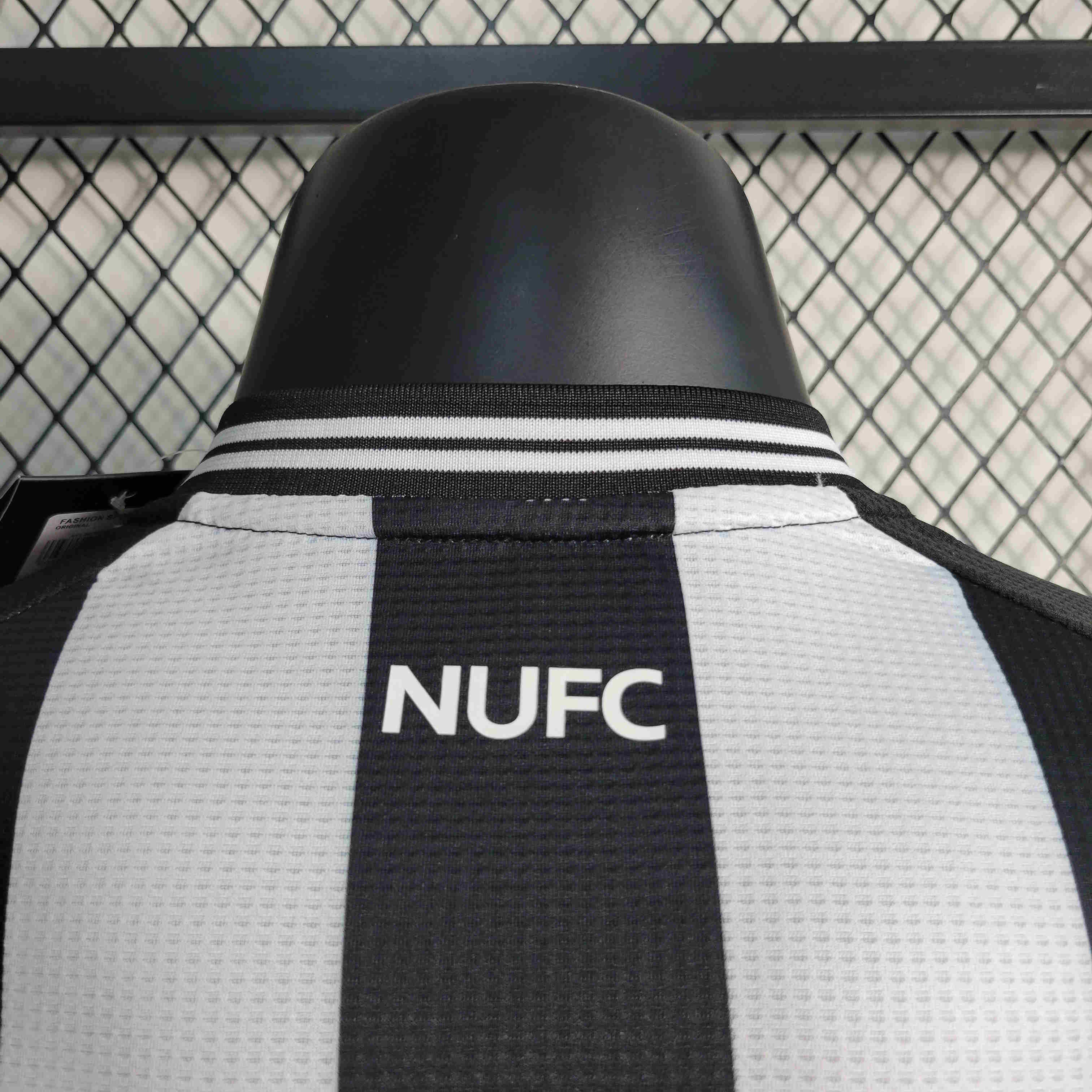 Newcastle United 23-24 Home Stadium Jersey - Player Version - SOCCERDEALSHOP