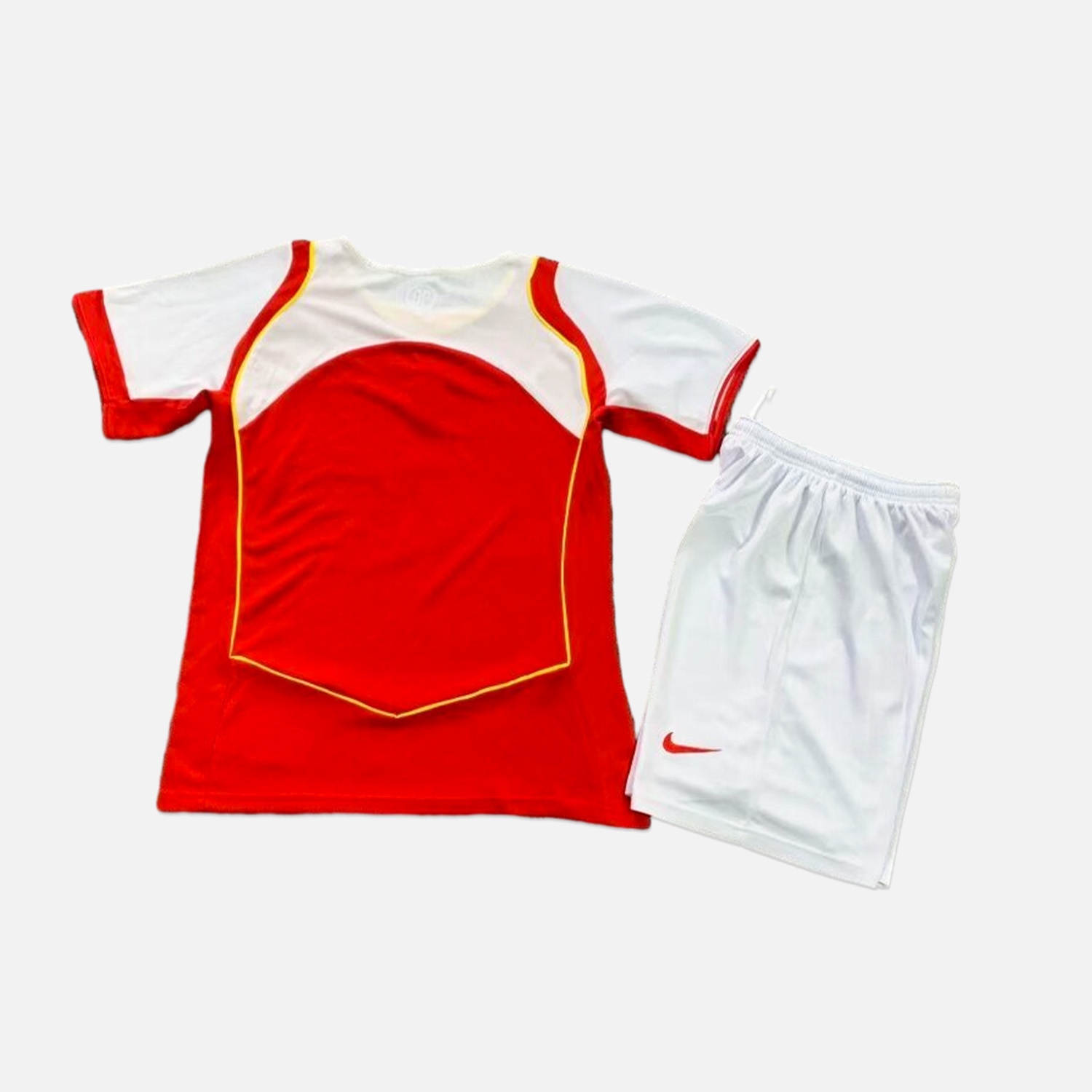 Retro Arsenal 2004-05 Home Stadium Kids Kit - SOCCERDEALSHOP