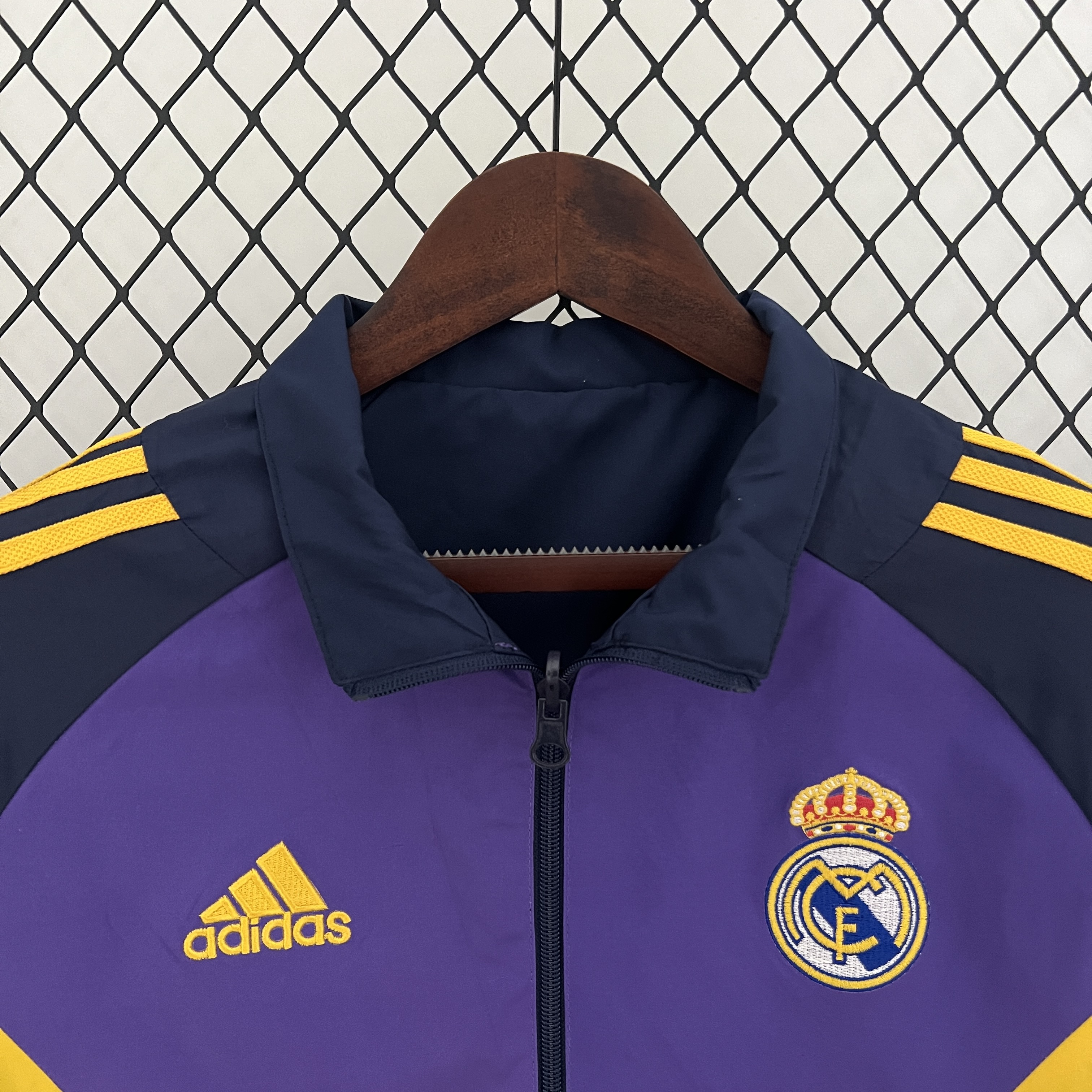 Real Madrid 23-24 Double Sided Windbreaker - Royal Blue - SOCCERDEALSHOP