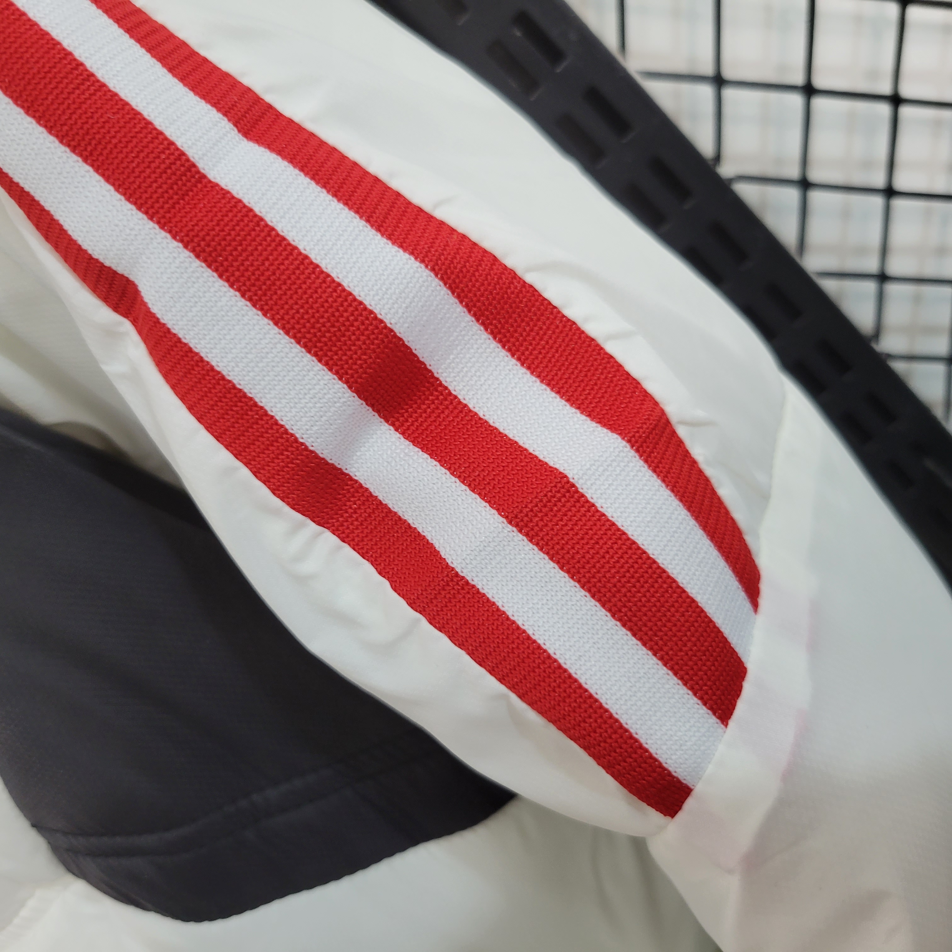 Benfica 23-24 Men's Hooded Thermal Cotton Jacket - White - SOCCERDEALSHOP